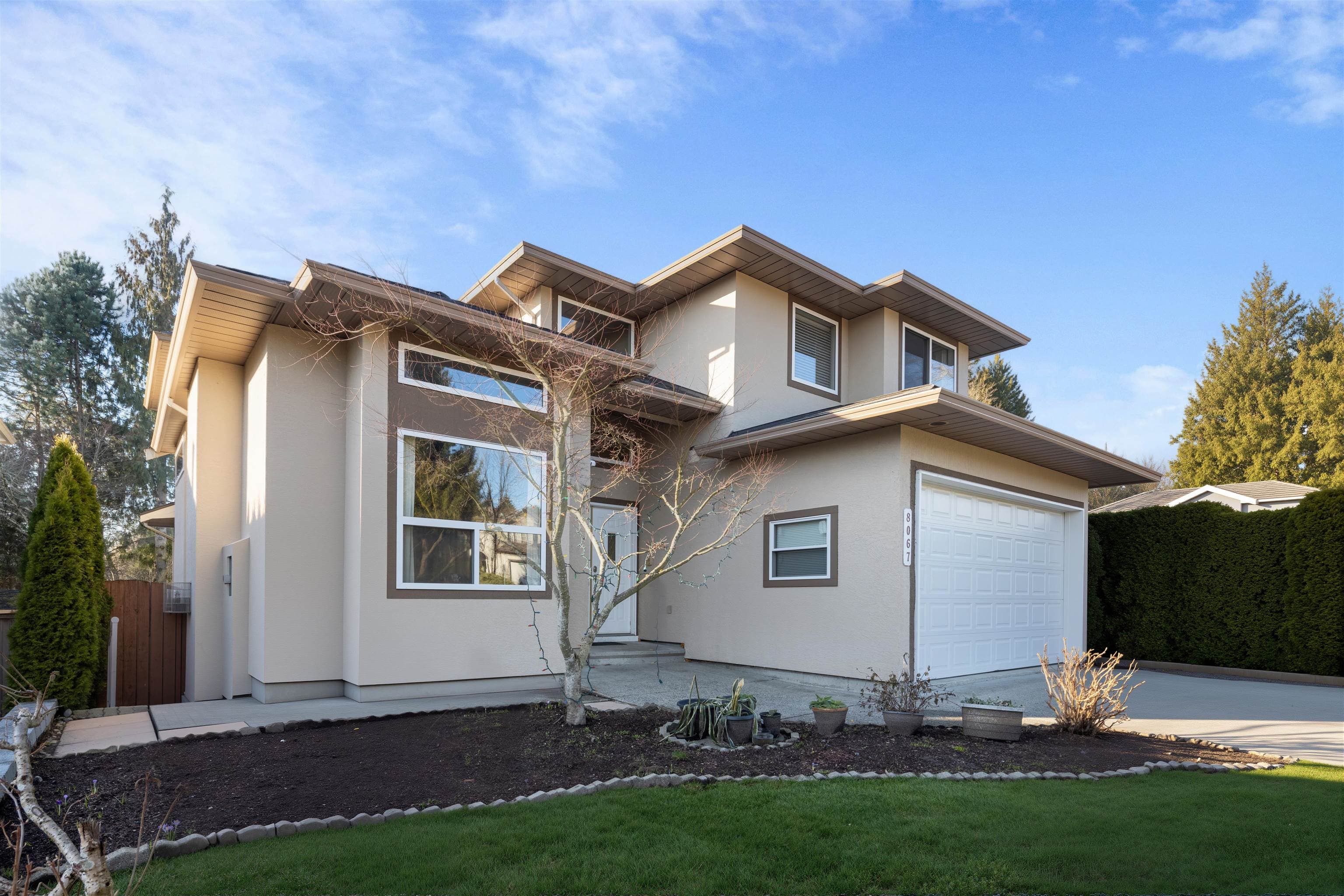 8067 162b Street, Surrey, V4N 0J7 — photo 3
