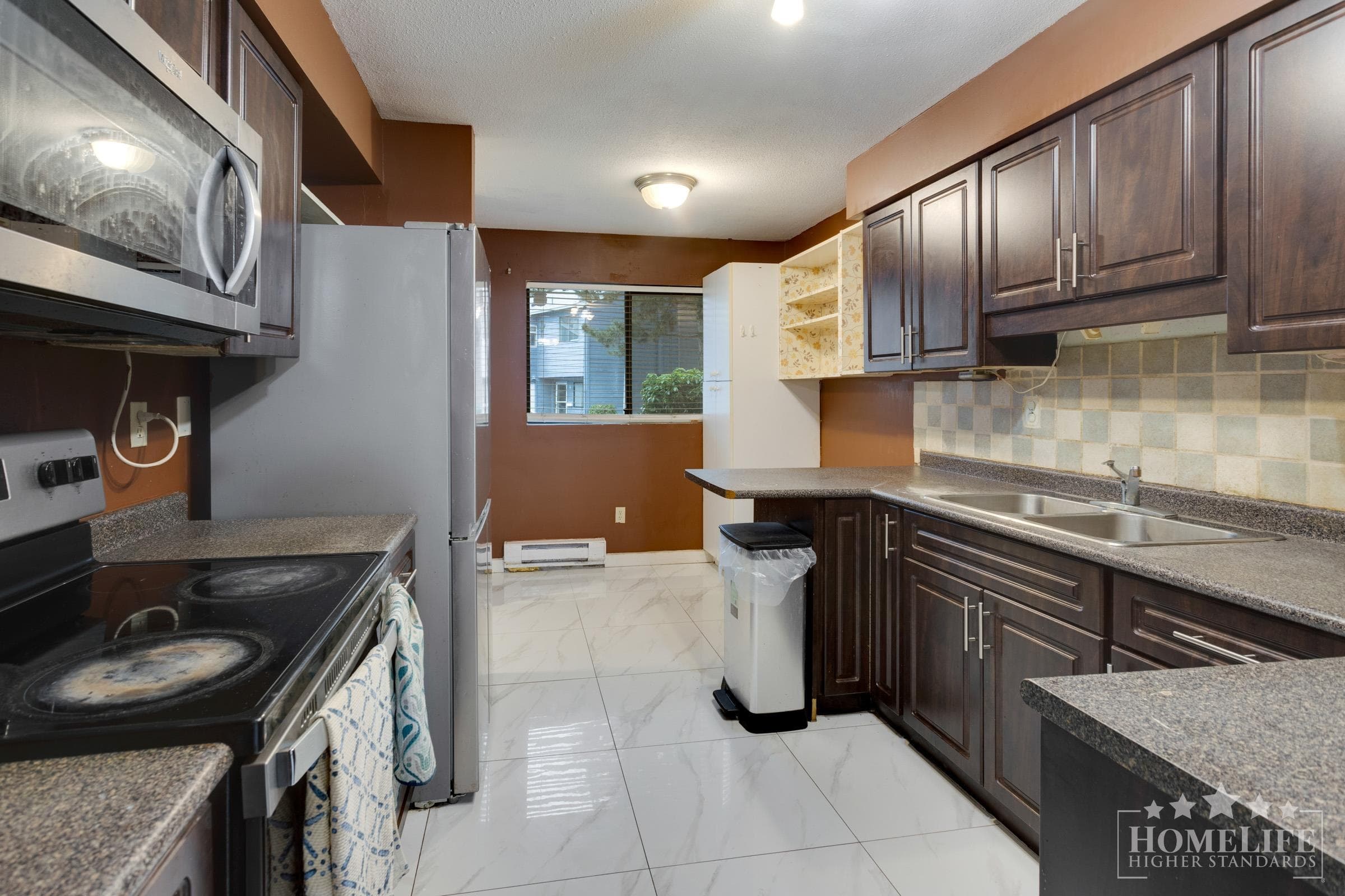 2 - 9976 149 Street, Surrey, V3R 7W7 — photo 5
