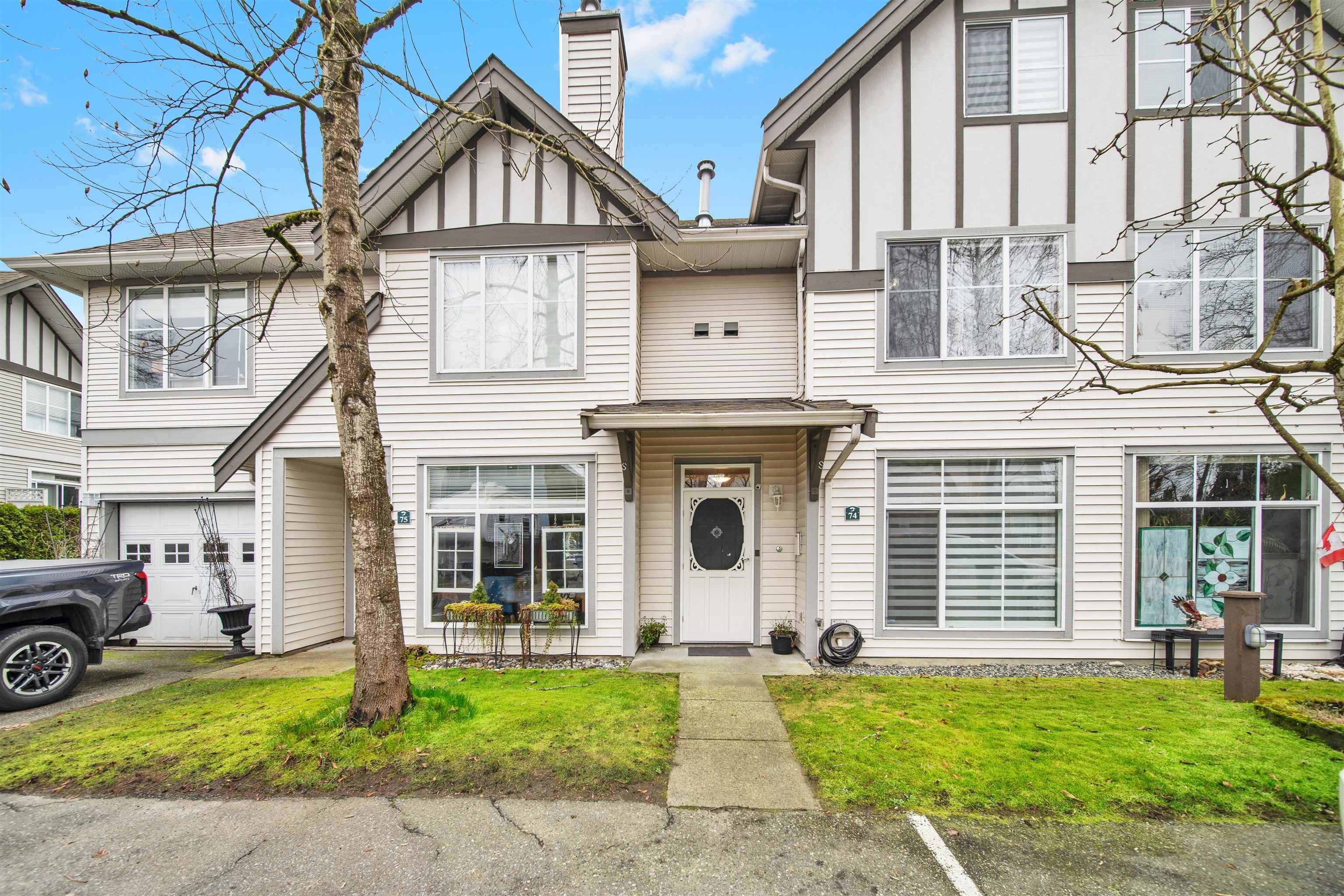 74 - 6465 184a Street, Surrey, V3S 8X9 — photo 2