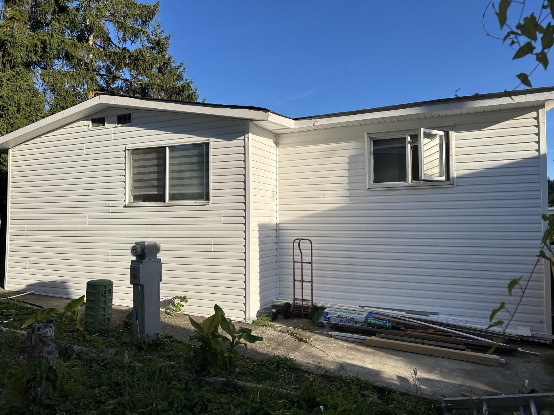 212 - 201 Cayer Street, Coquitlam, V3K 5A9 — photo 2