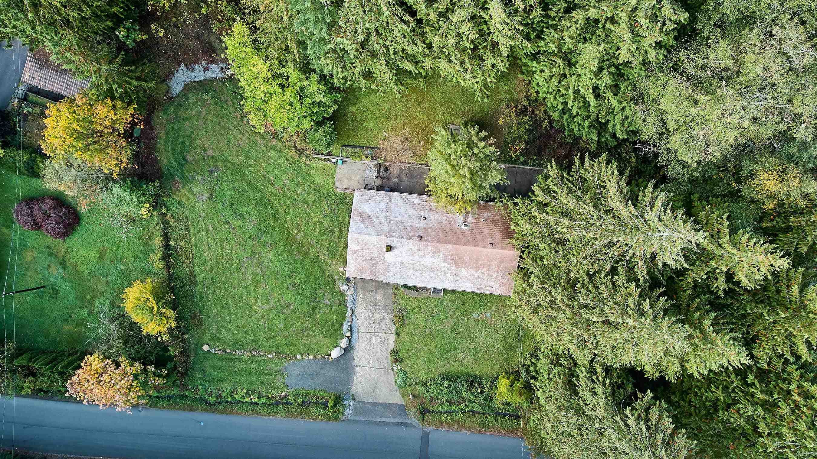 12313 Mcnutt Road, Maple Ridge, V2W 1N6 — photo 3