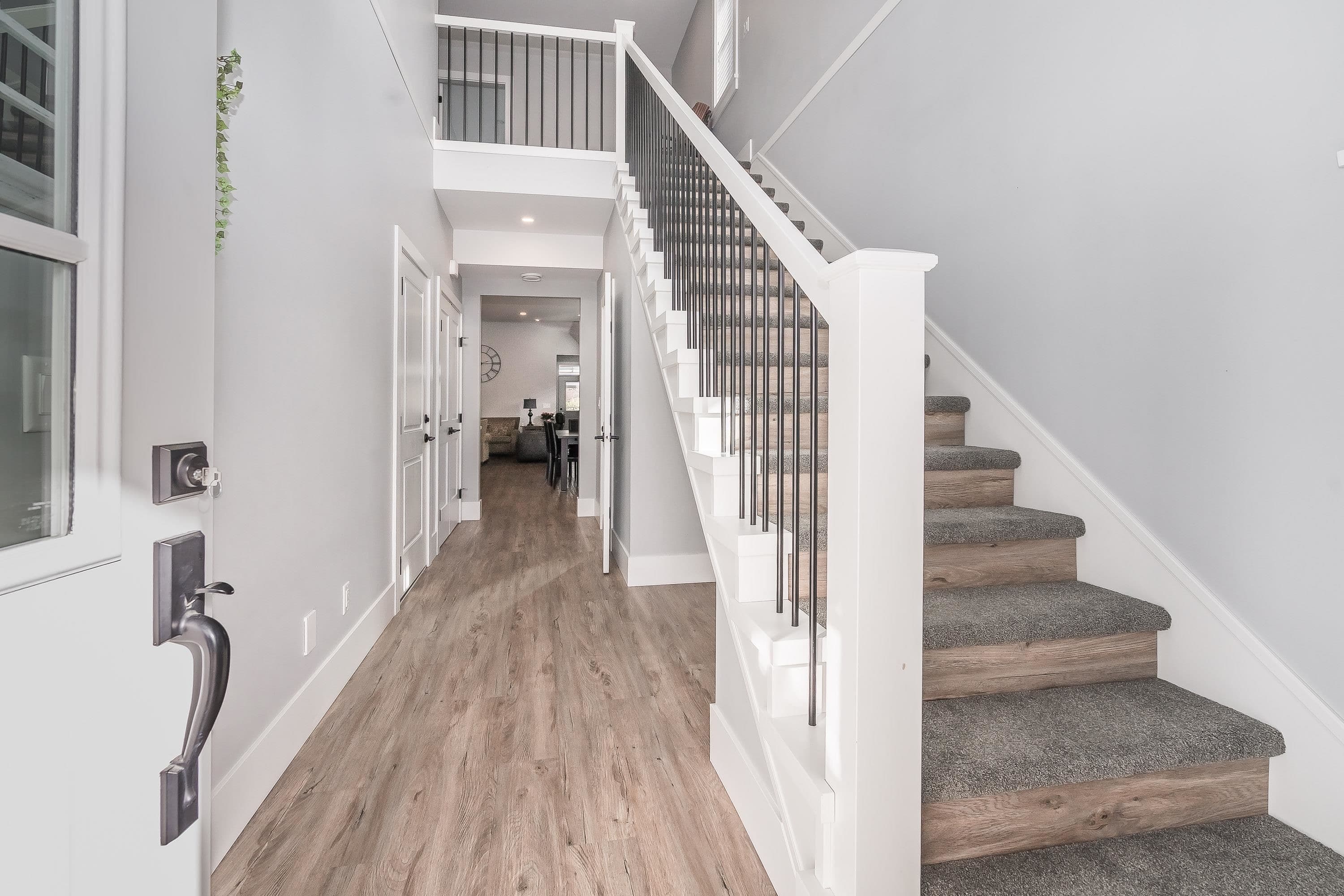 34711 2 Avenue, Abbotsford, V2S 8C1 — photo 4
