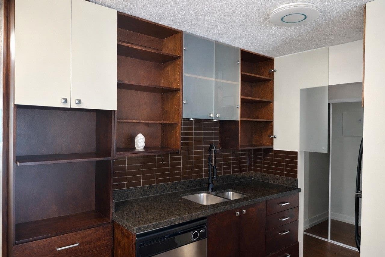 202 - 250 W 1st Street, North Vancouver, V7M 1B4 — photo 3