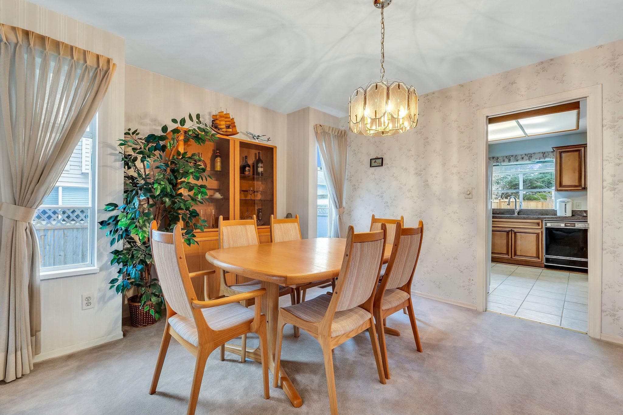 1921 155 Street, Surrey, V4A 7M9 — photo 5
