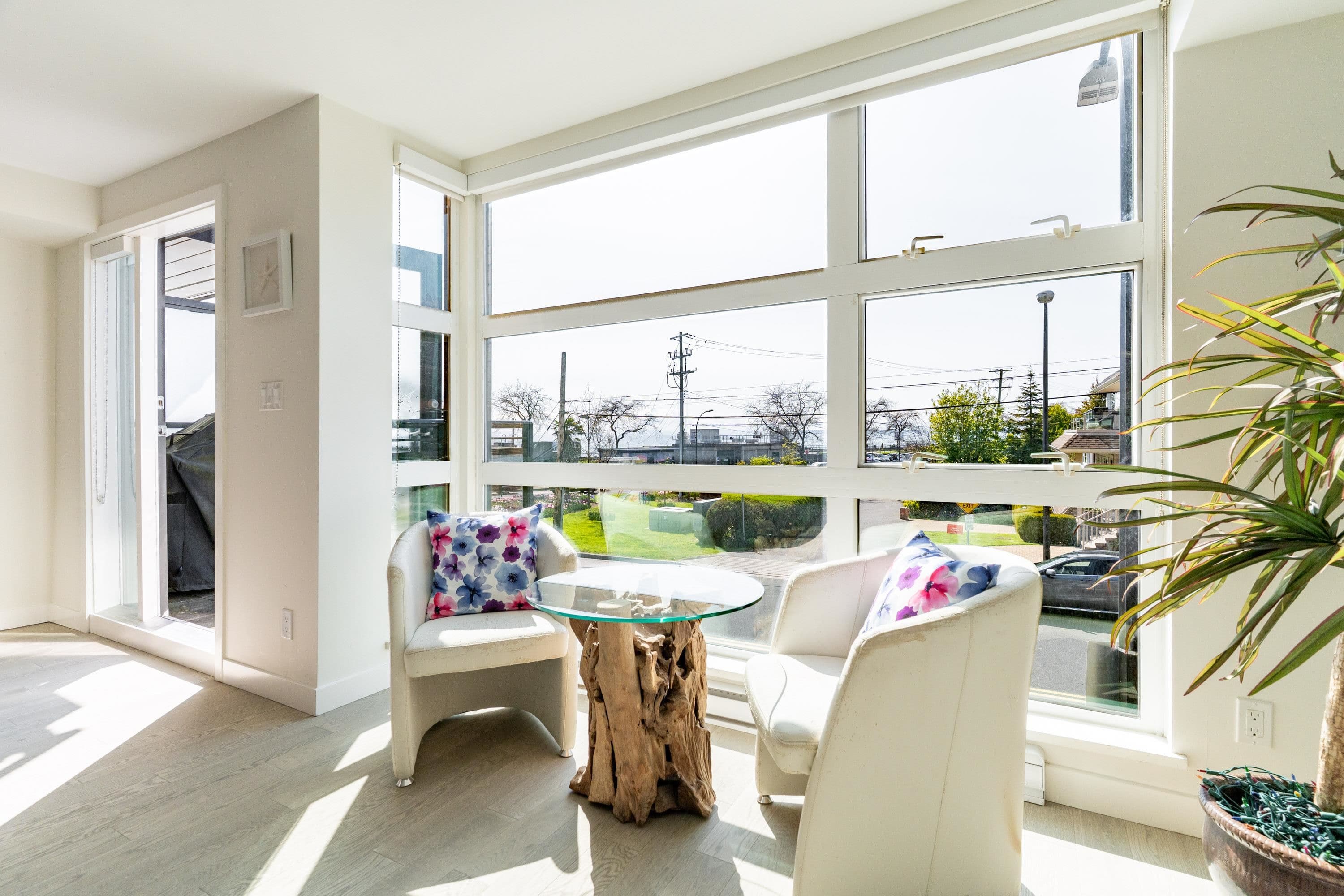 203 - 1160 Oxford Street, White Rock, V4B 0B3 — photo 4