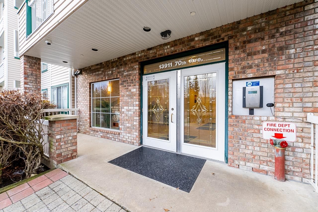 302 - 13911 70 Avenue, Surrey, V3W 6B4 — photo 4