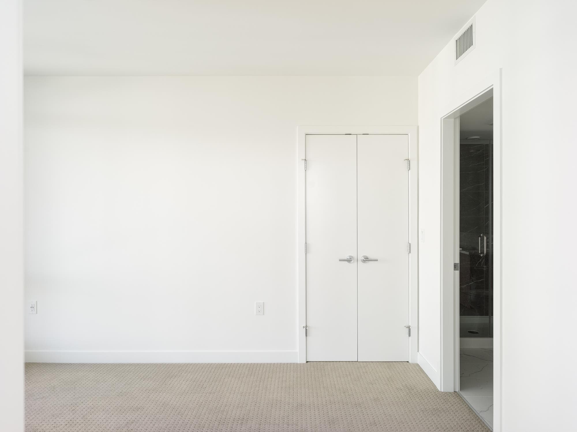 2105 - 7769 Park Crescent, Burnaby, V3N 0J7 — photo 3