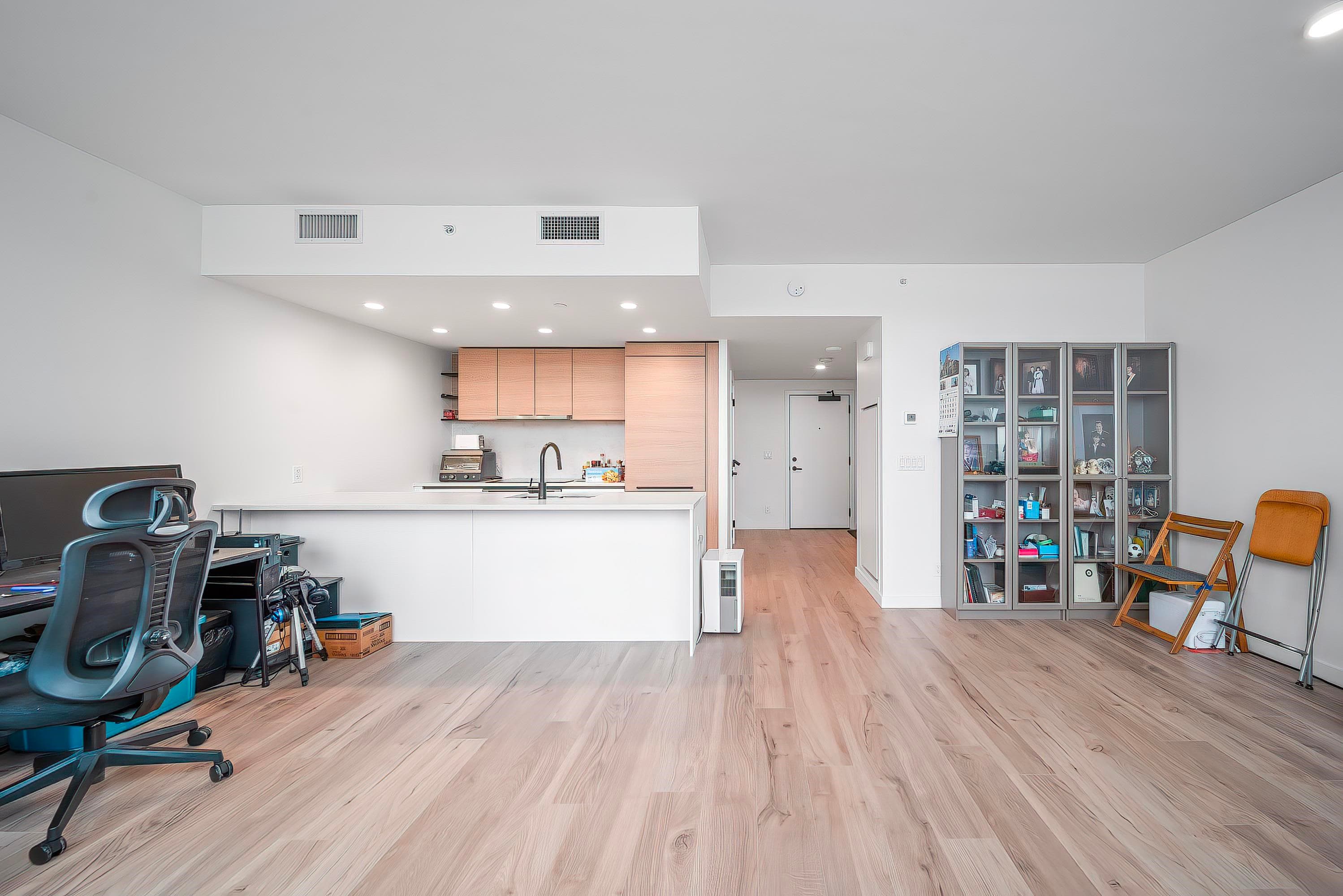 TH17 - 13428 105 Ave, Surrey, V3T 0S6 — photo 5