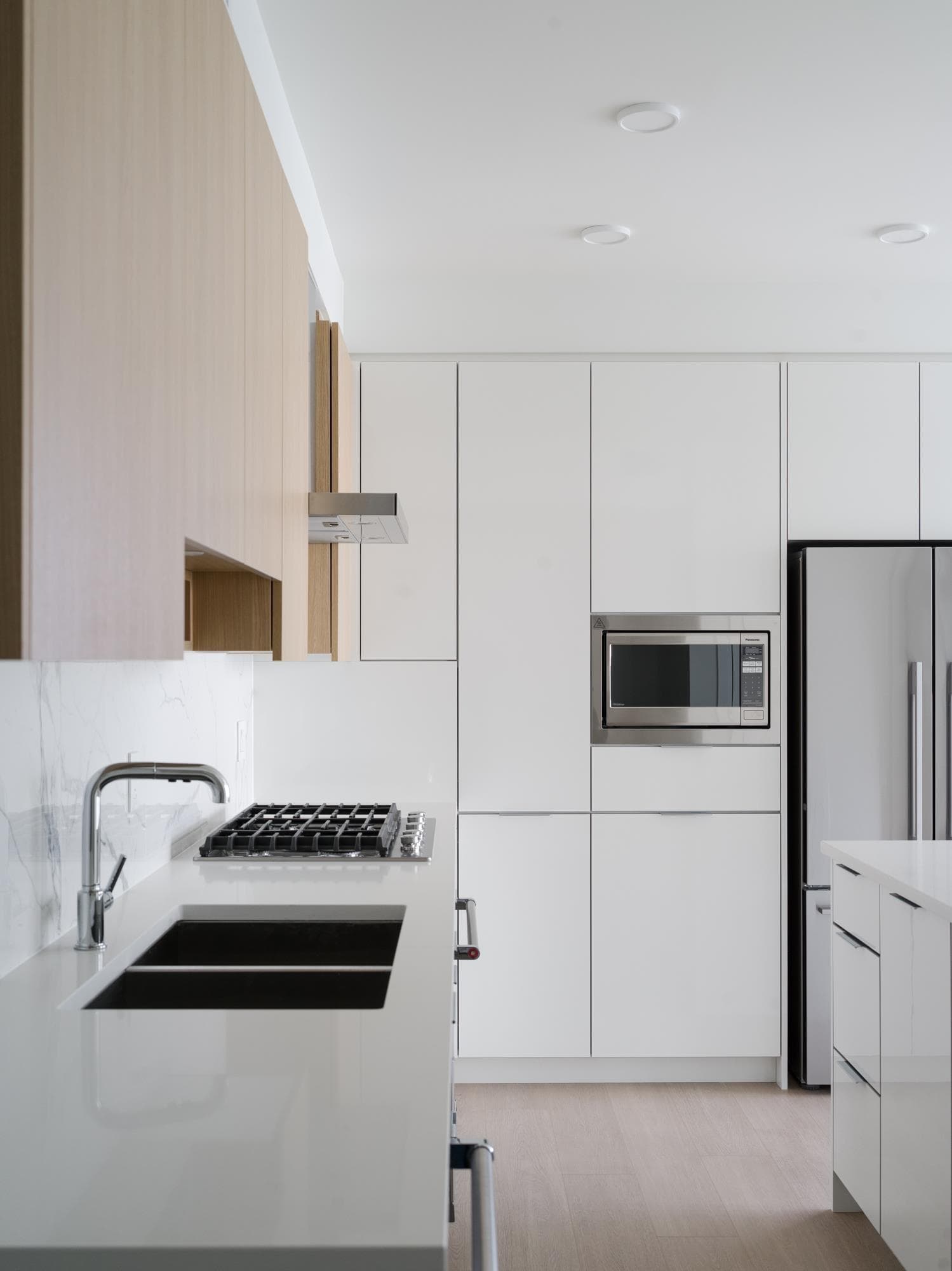 1904 - 7683 Park Crescent, Burnaby