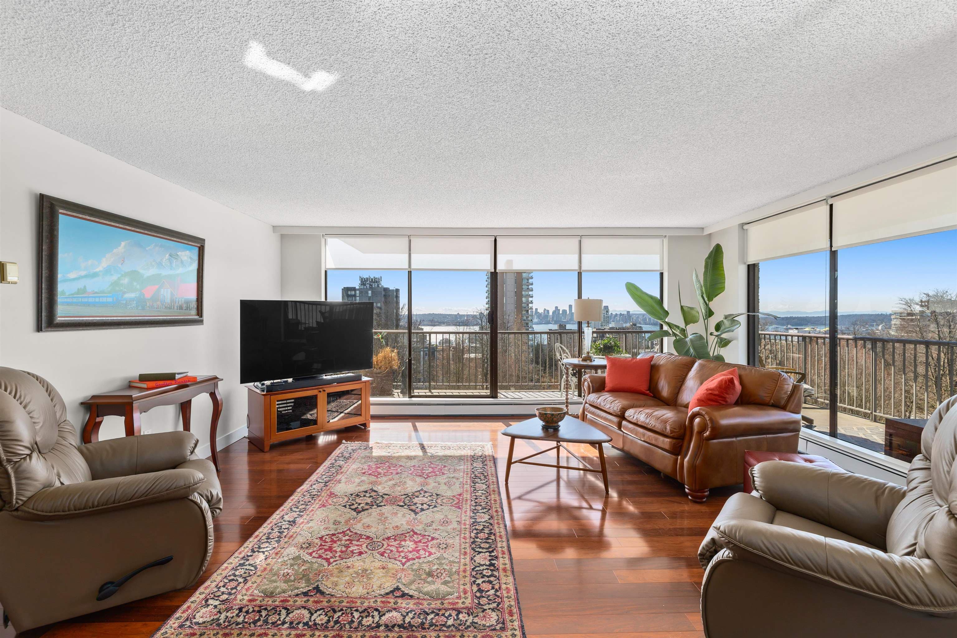 601 - 140 E Keith Road, North Vancouver, V7L 4M9 — photo 2