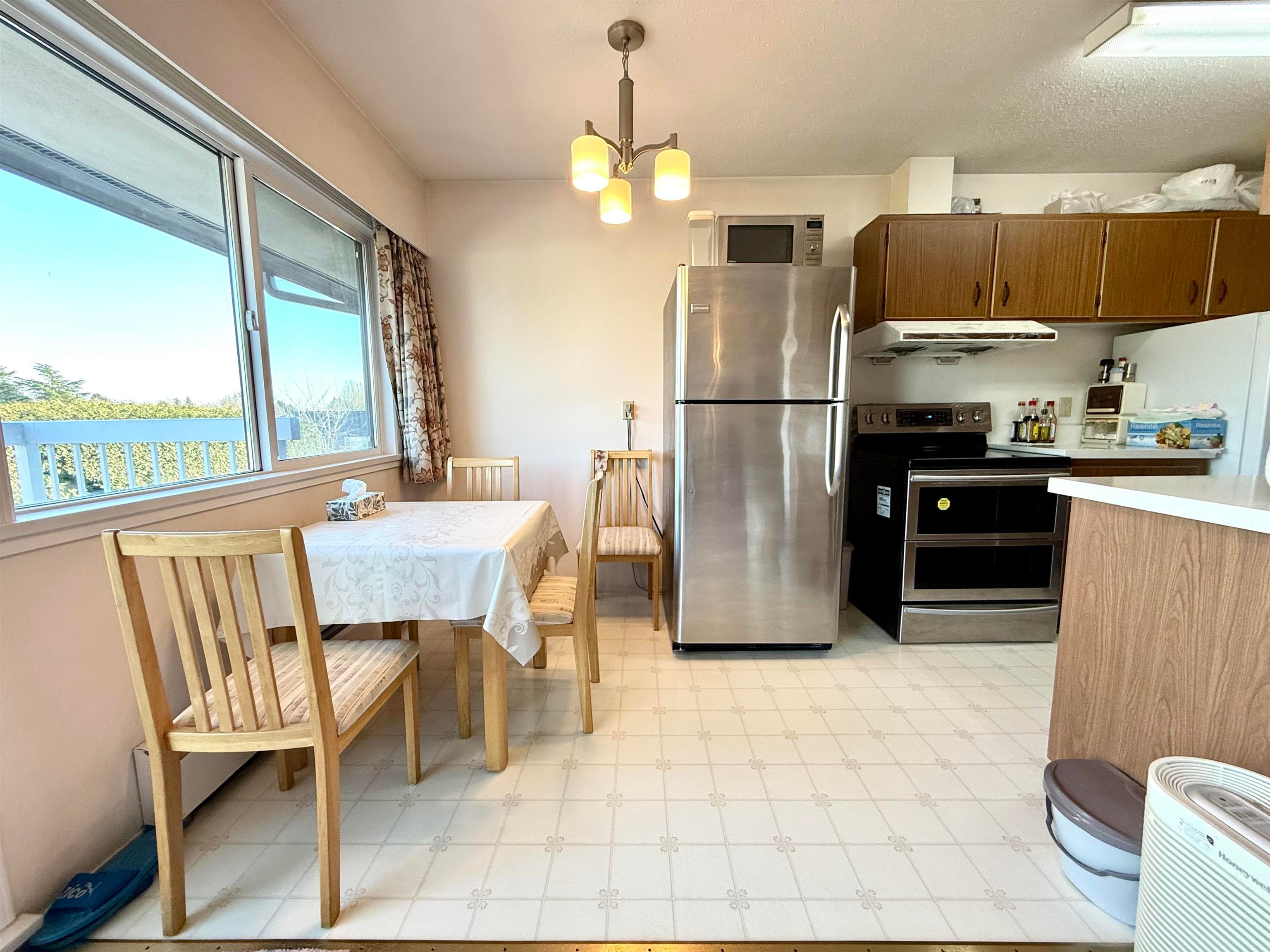 303 - 8080 Ryan Road, Richmond, V0V 0V0 — photo 4