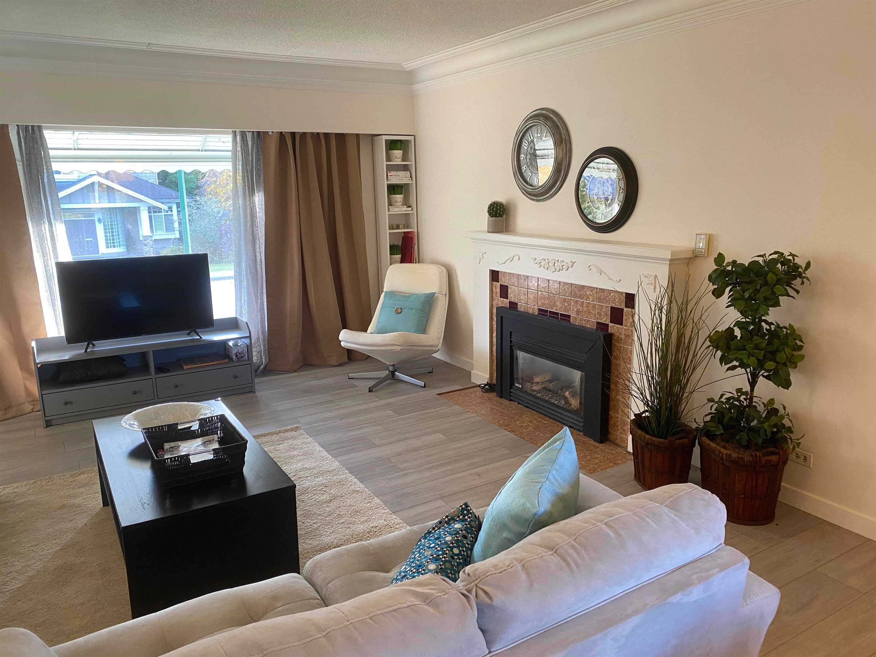 3949 Hertford Street, Burnaby, V5G 2R5 — photo 1