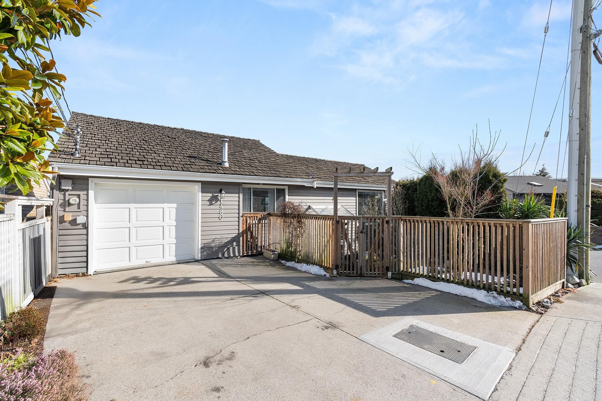1480 View Crescent, Delta — sold