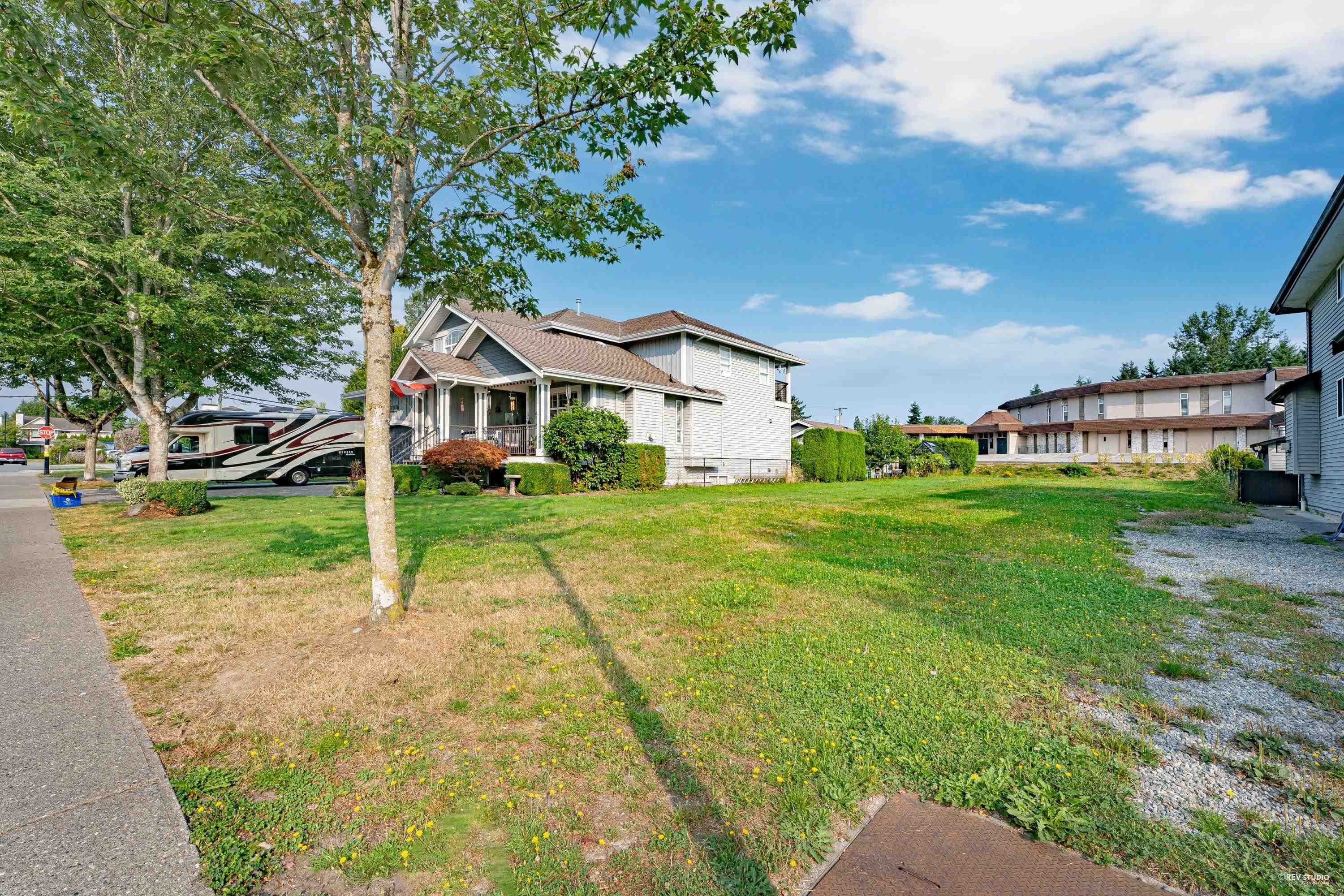23217 117 Avenue, Maple Ridge, V2X 7Z2 — photo 5