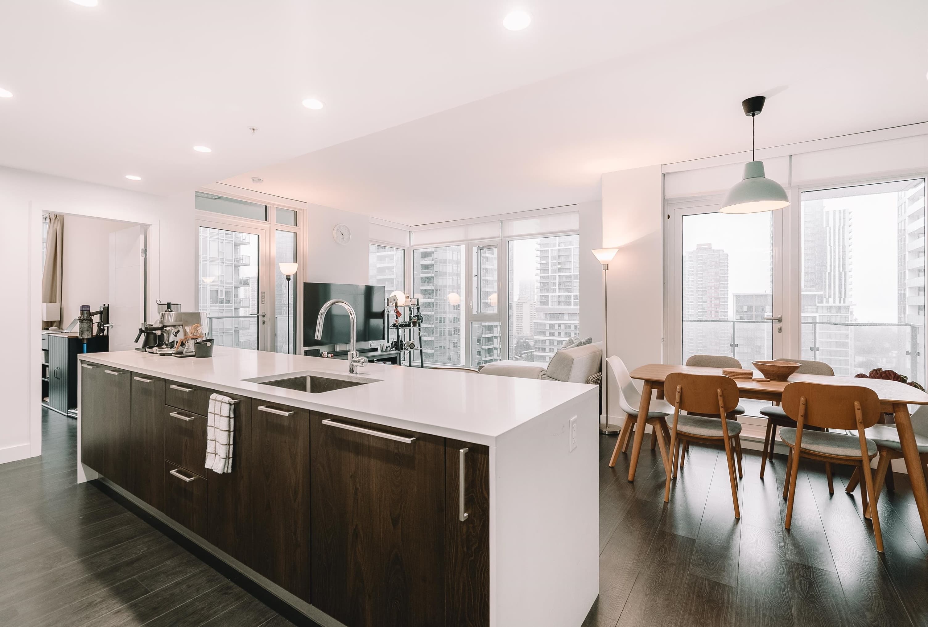 1608 - 6398 Silver Avenue, Burnaby, V5H 0K7 — photo 2