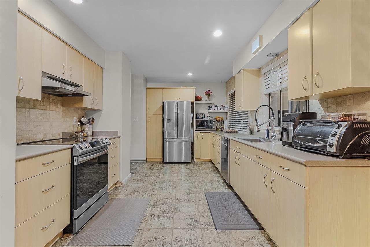3657 Perth Street, Abbotsford, V2S 7A7 — photo 5