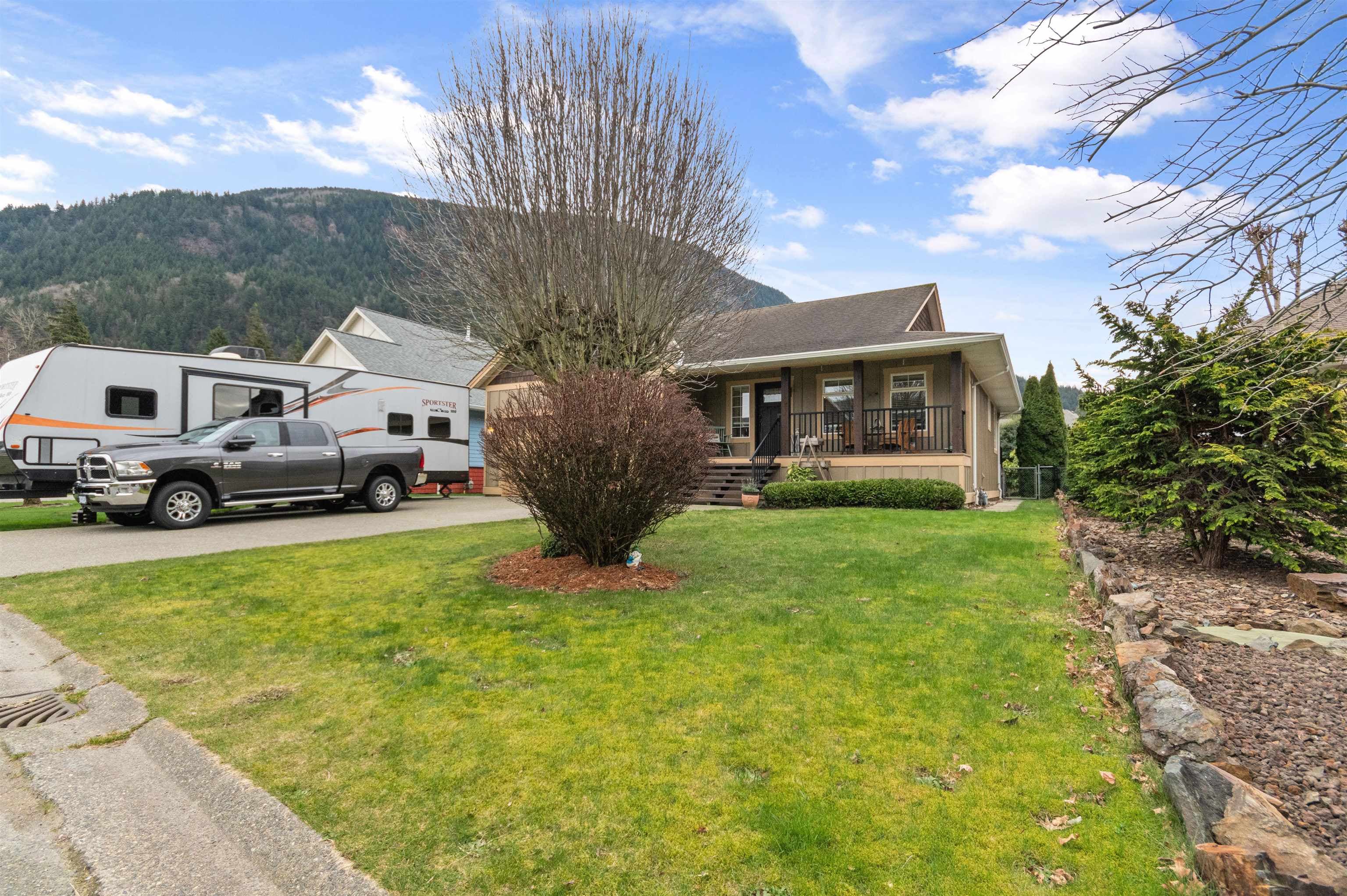 246 Balsam Avenue, Harrison Hot Springs, V0M 1K0 — photo 2