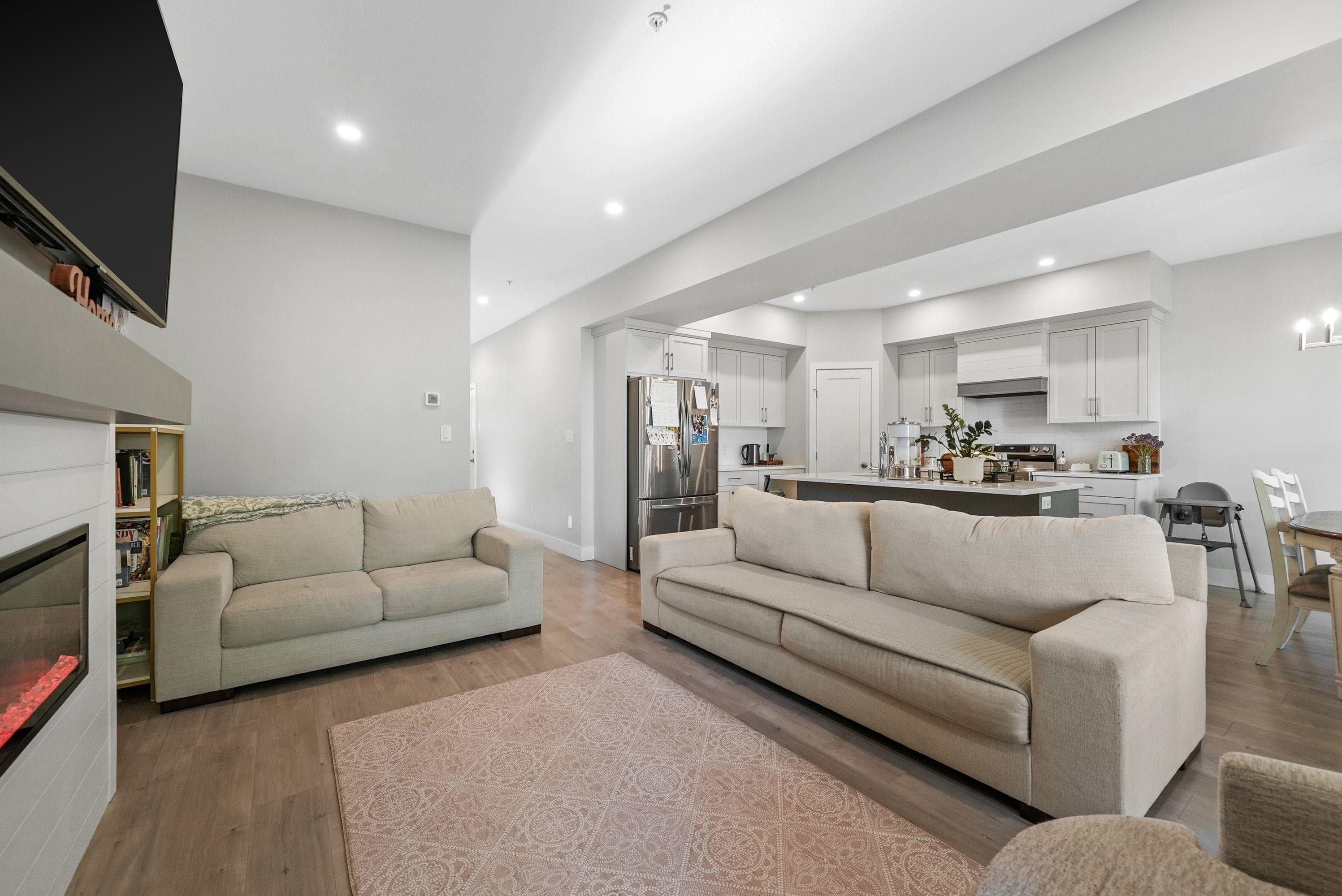 25 - 47203 Vista Place, Chilliwack, V2R 6E2 — photo 2