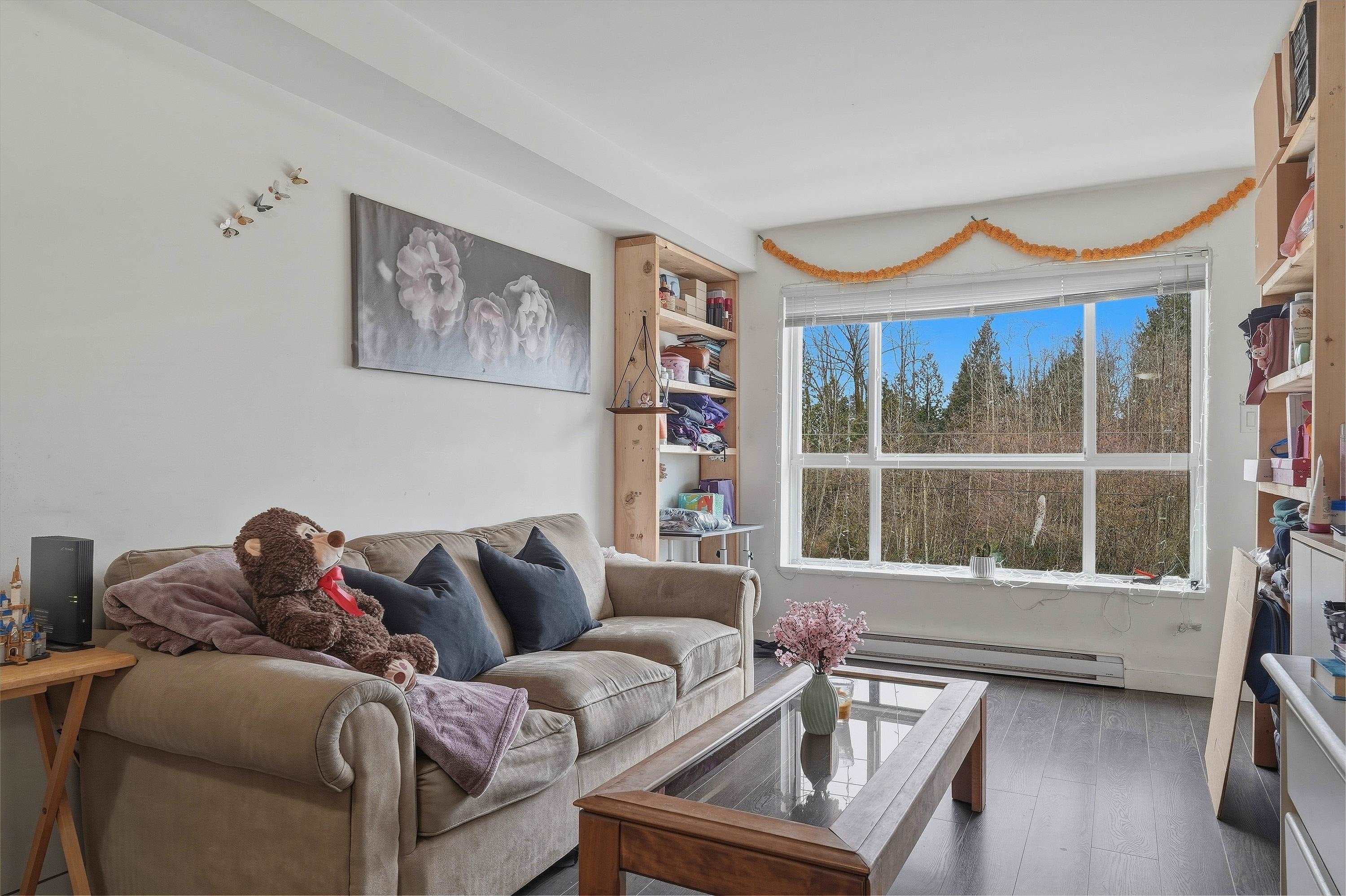 313 - 10688 140 Street, Surrey, V3T 0M6 — photo 1