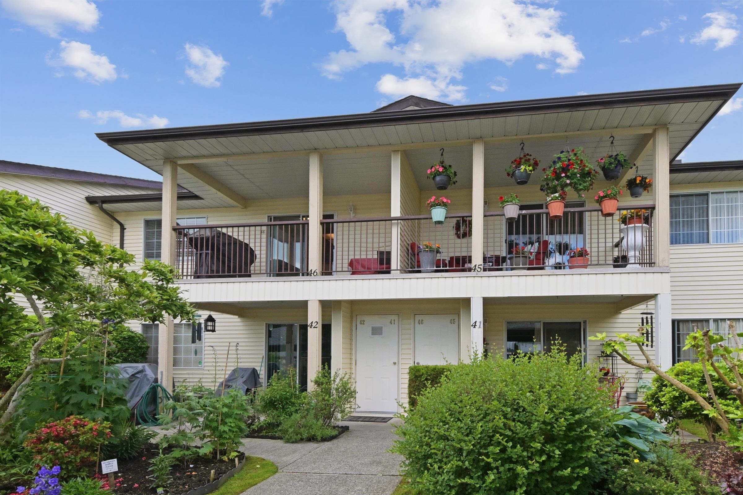 46 - 6467 197 Street, Langley