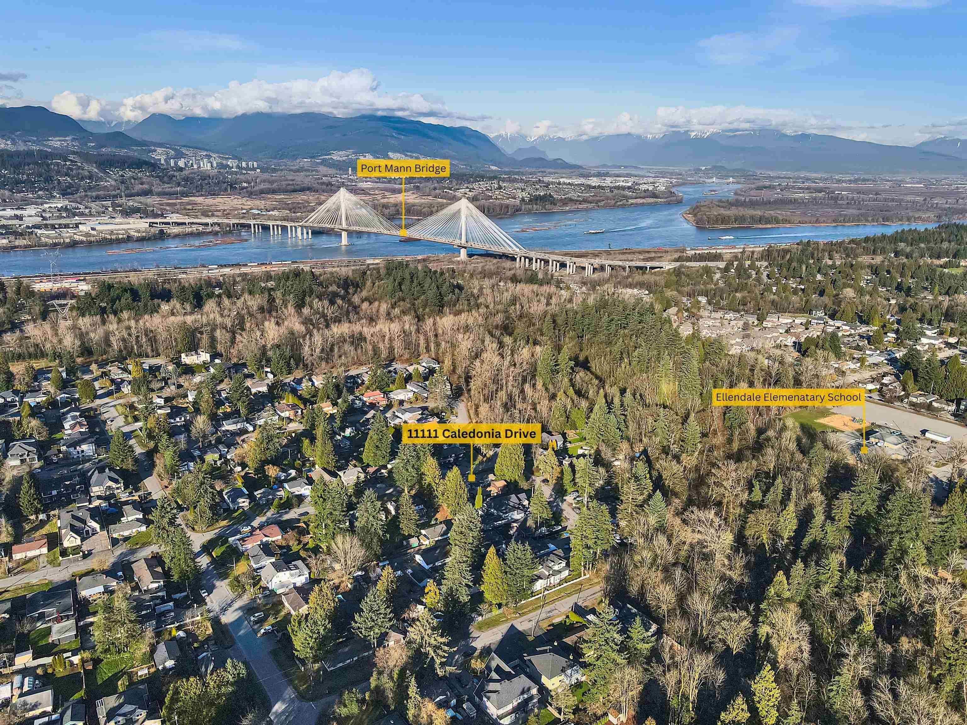 11111 Caledonia Drive, Surrey, V3R 3N4 — photo 2