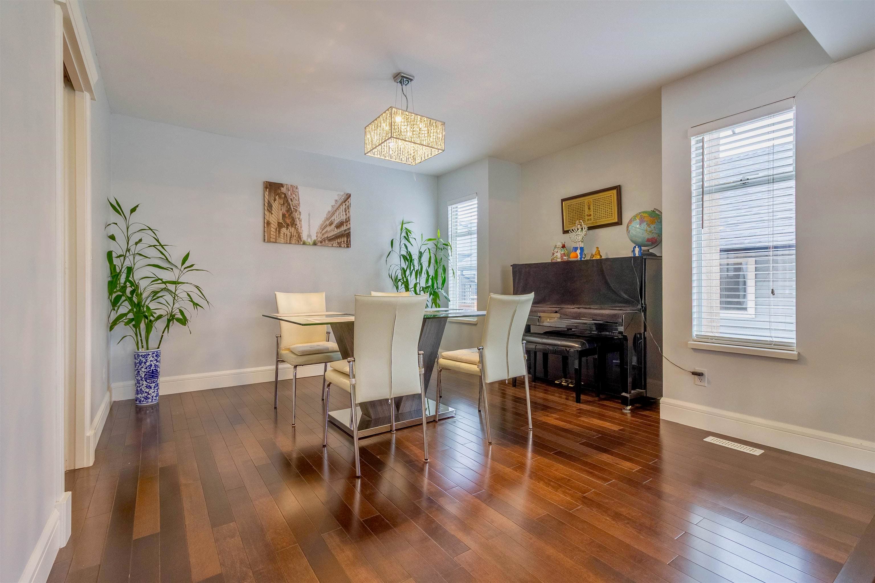 921 Citadel Drive, Port Coquitlam, V3C 5J2 — photo 5