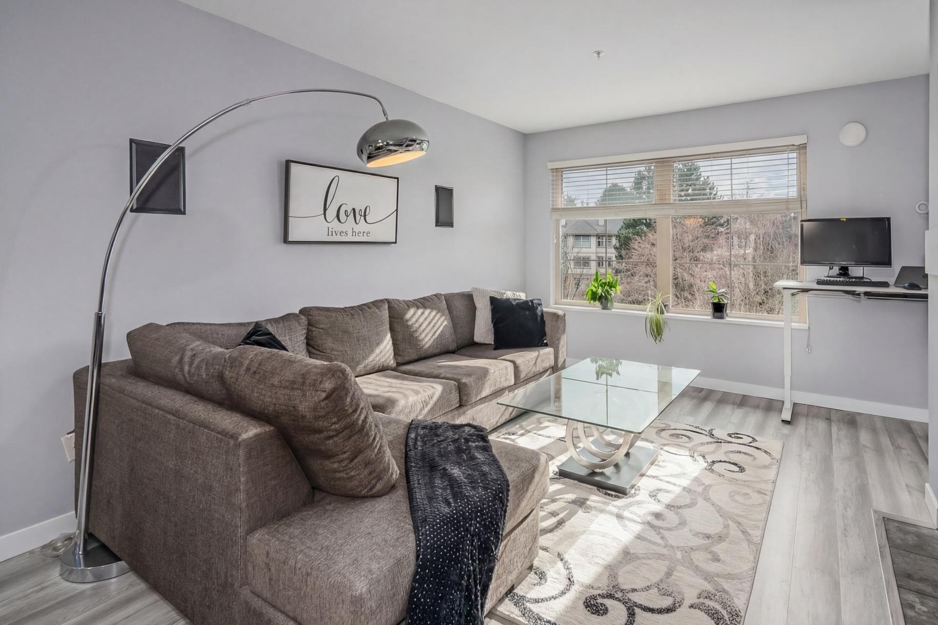 417 - 15210 Guildford Drive, Surrey, V3R 0X7 — photo 2