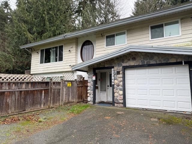 33368 Knight Avenue, Mission, V2V 5K8 — photo 1
