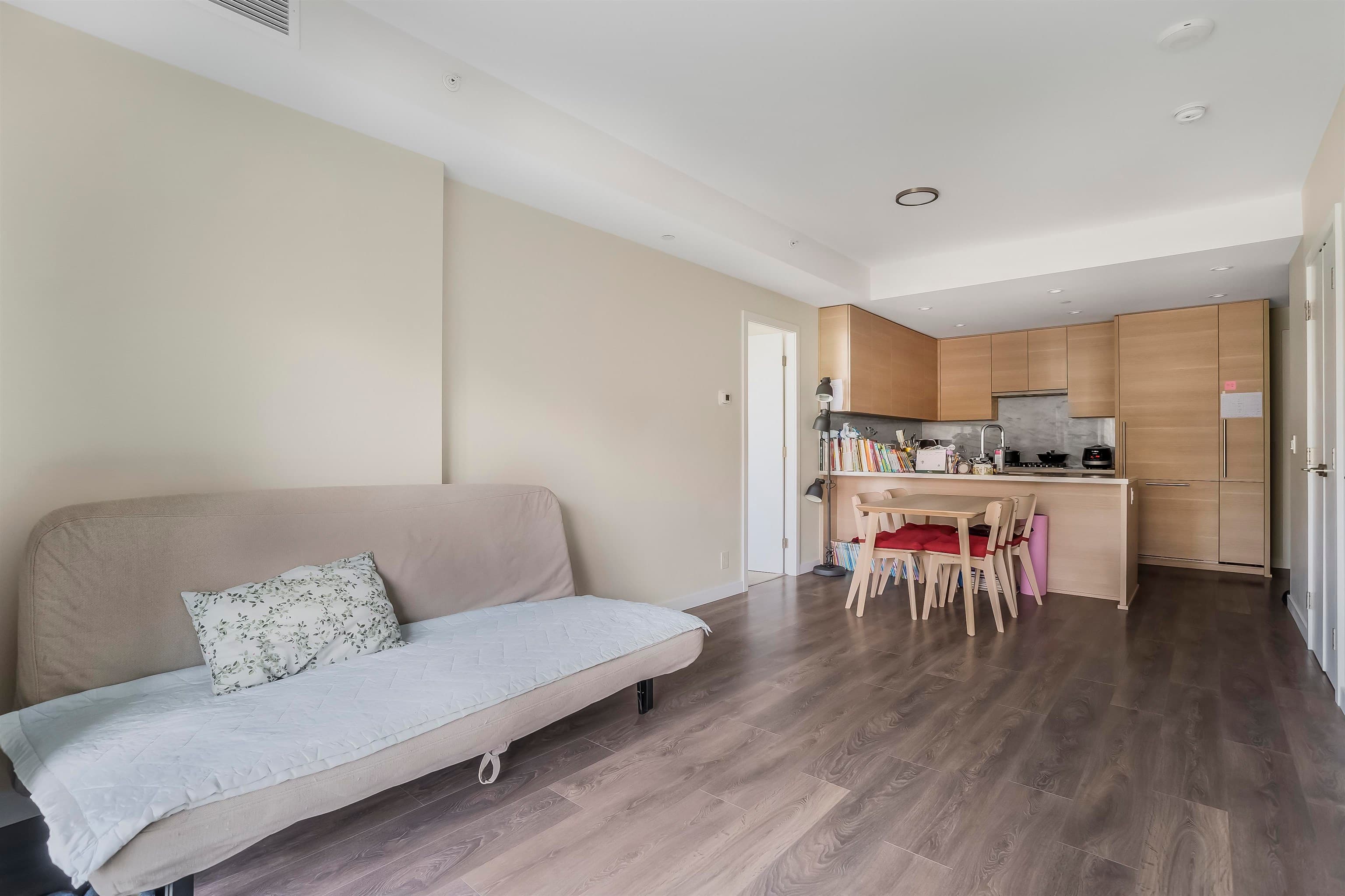 308 - 308 Morrissey Road, Port Moody, V3H 0M2 — photo 5
