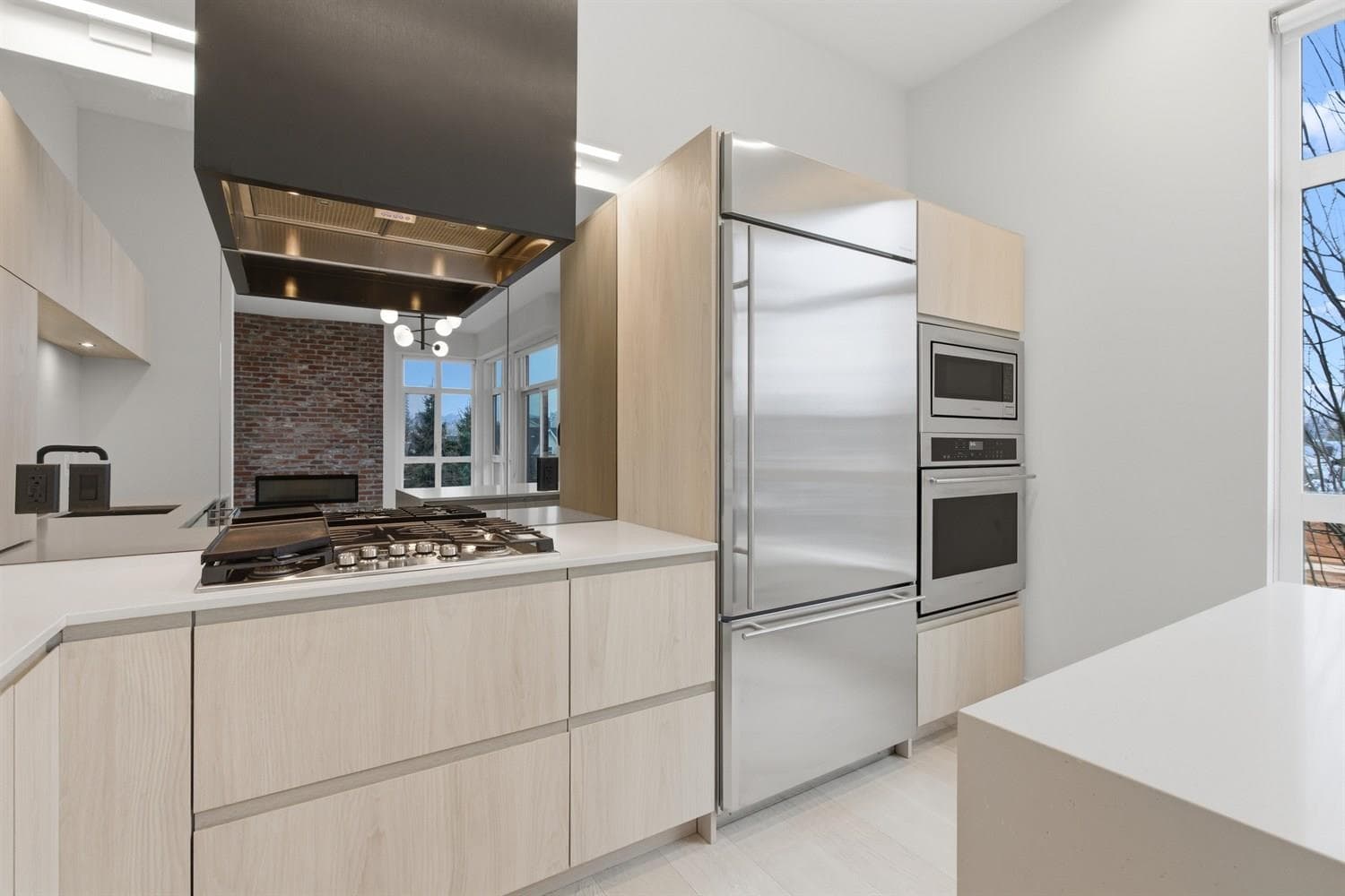 205 - 300 Salter Street, New Westminster, V3M 0L9 — photo 5