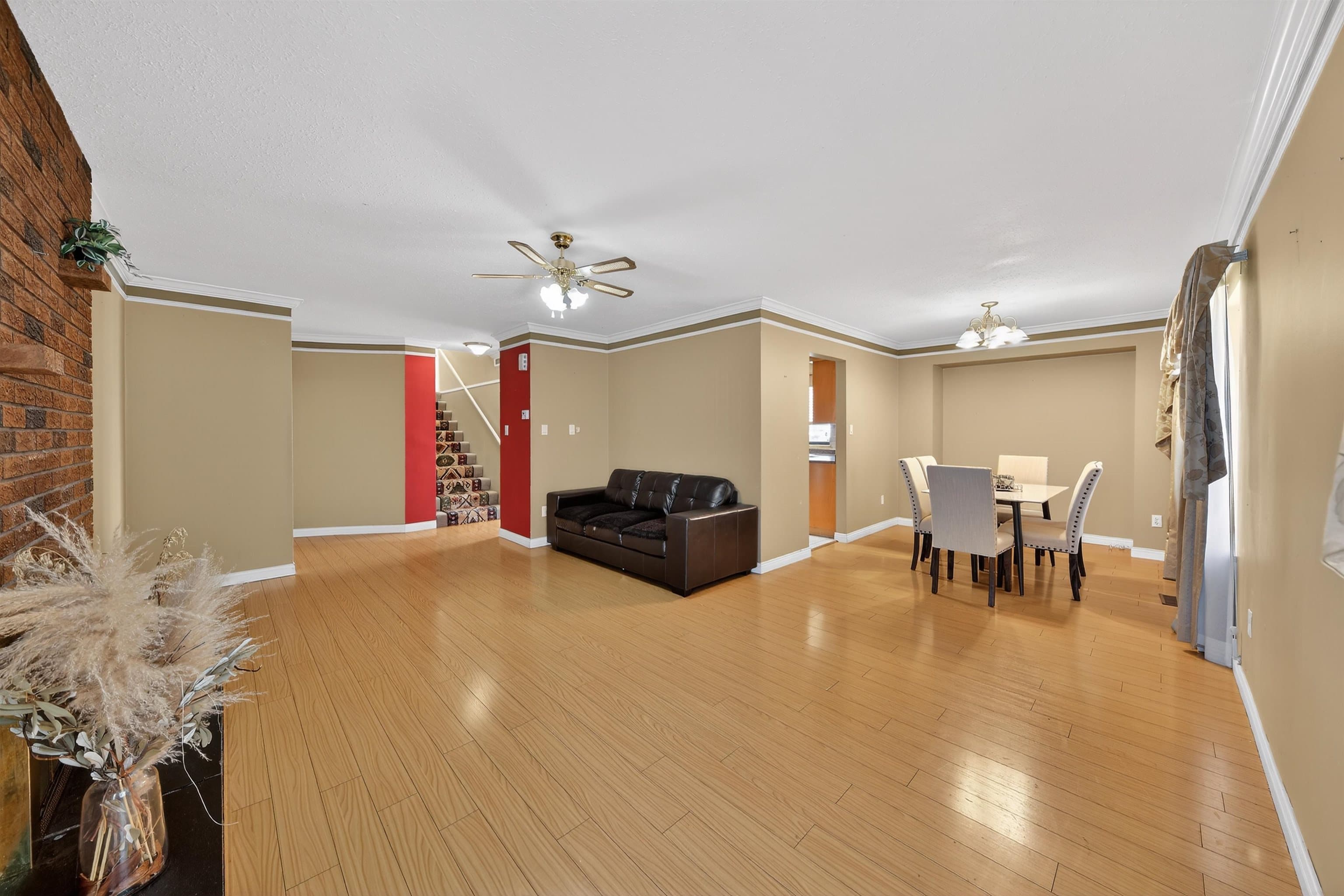 7351 141a Street, Surrey, V3W 7L3 — photo 5