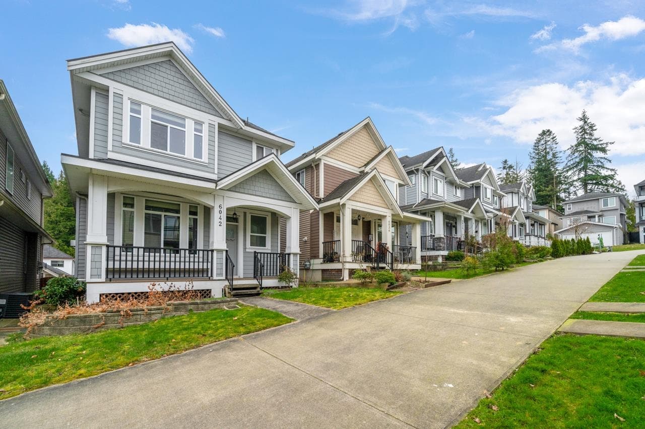 6042 138 Street, Surrey, V3X 0H3 — photo 2