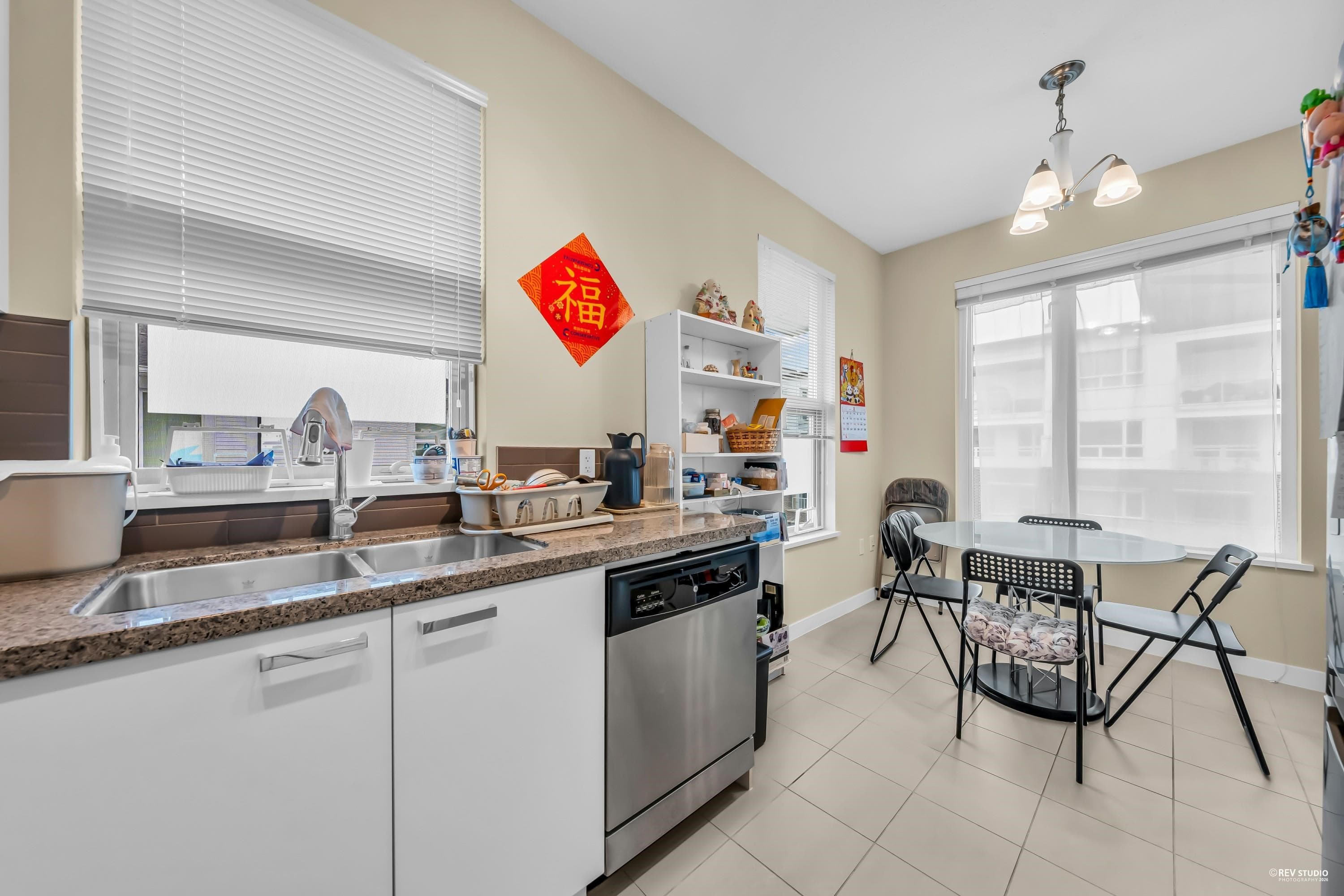 413 - 9388 Mckim Way, Richmond, V6X 0J7 — photo 5