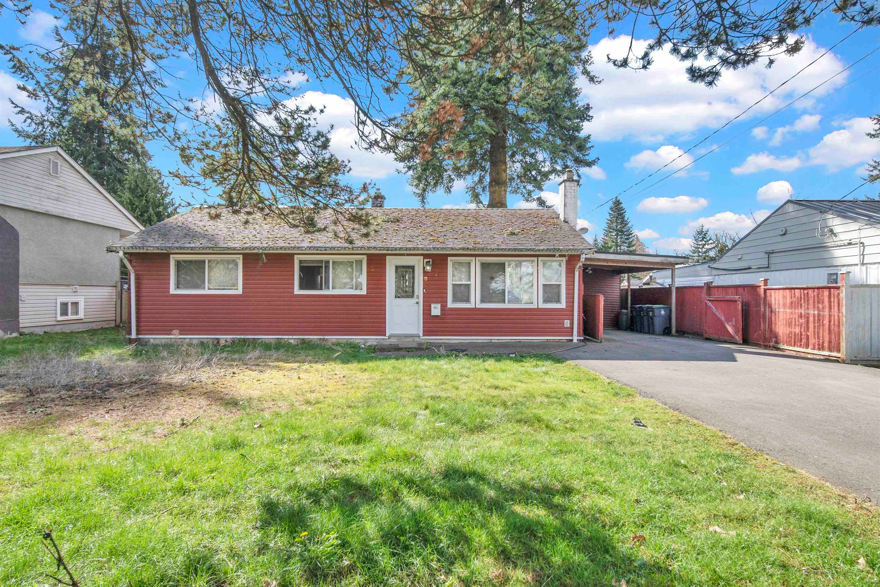 10125 Helen Drive, Surrey, V3V 3B4 — photo 1
