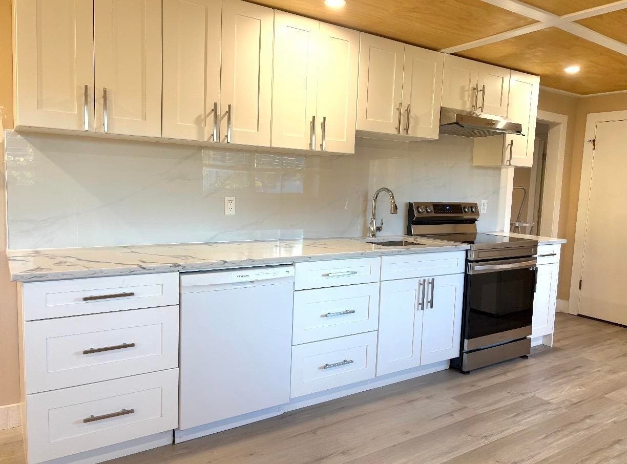 11010 86a Avenue, Delta, V4C 2Y2 — photo 2