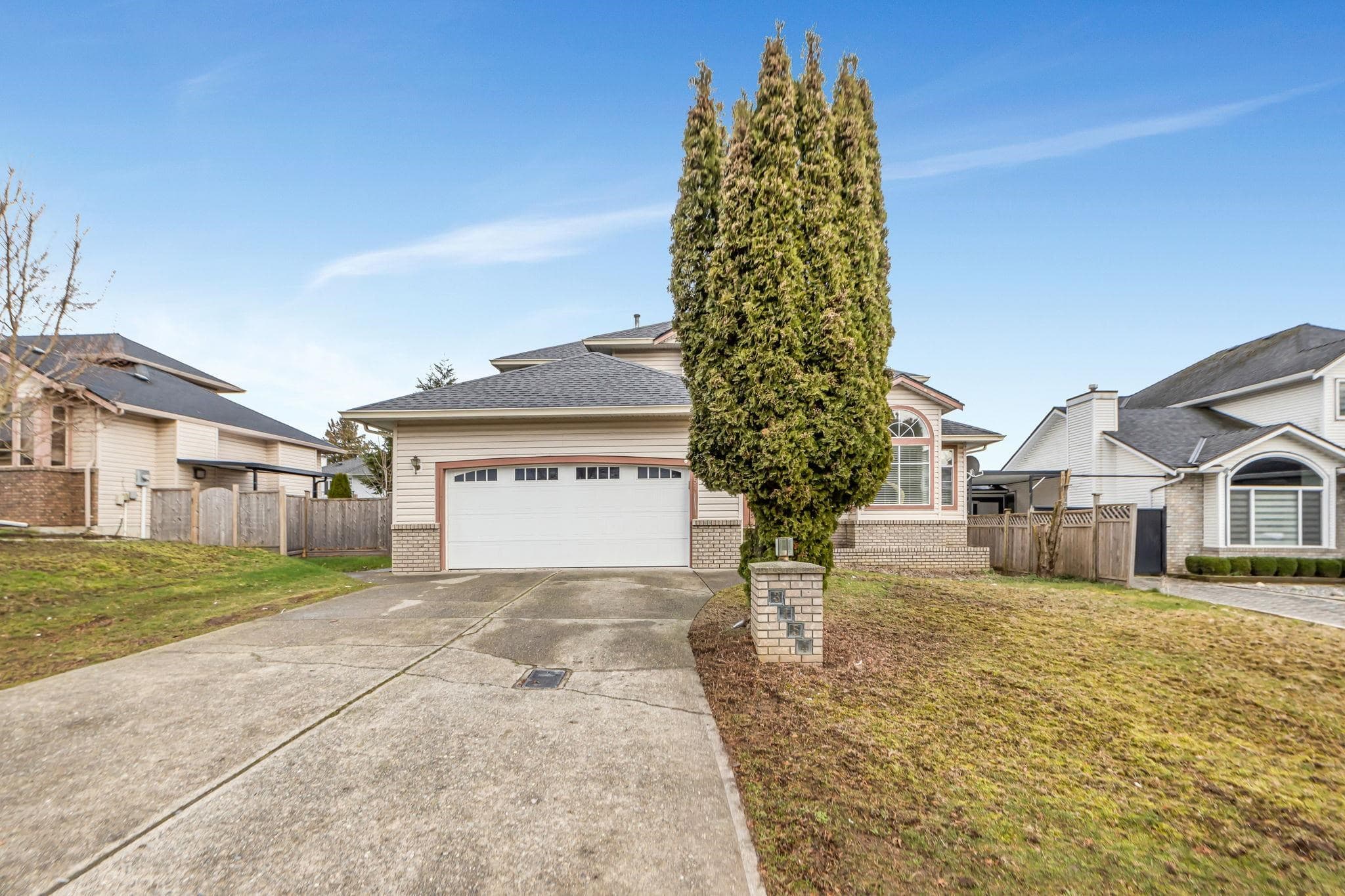 3154 Kingfisher Drive, Abbotsford, V2T 5K5 — photo 2