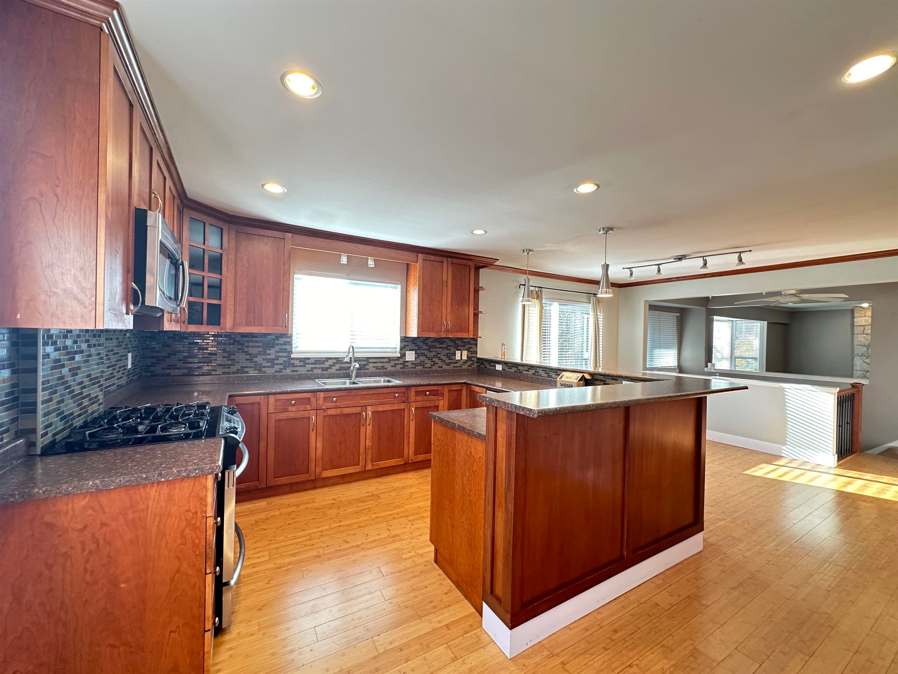 5165 7b Avenue, Delta, V4M 1S3 — photo 2