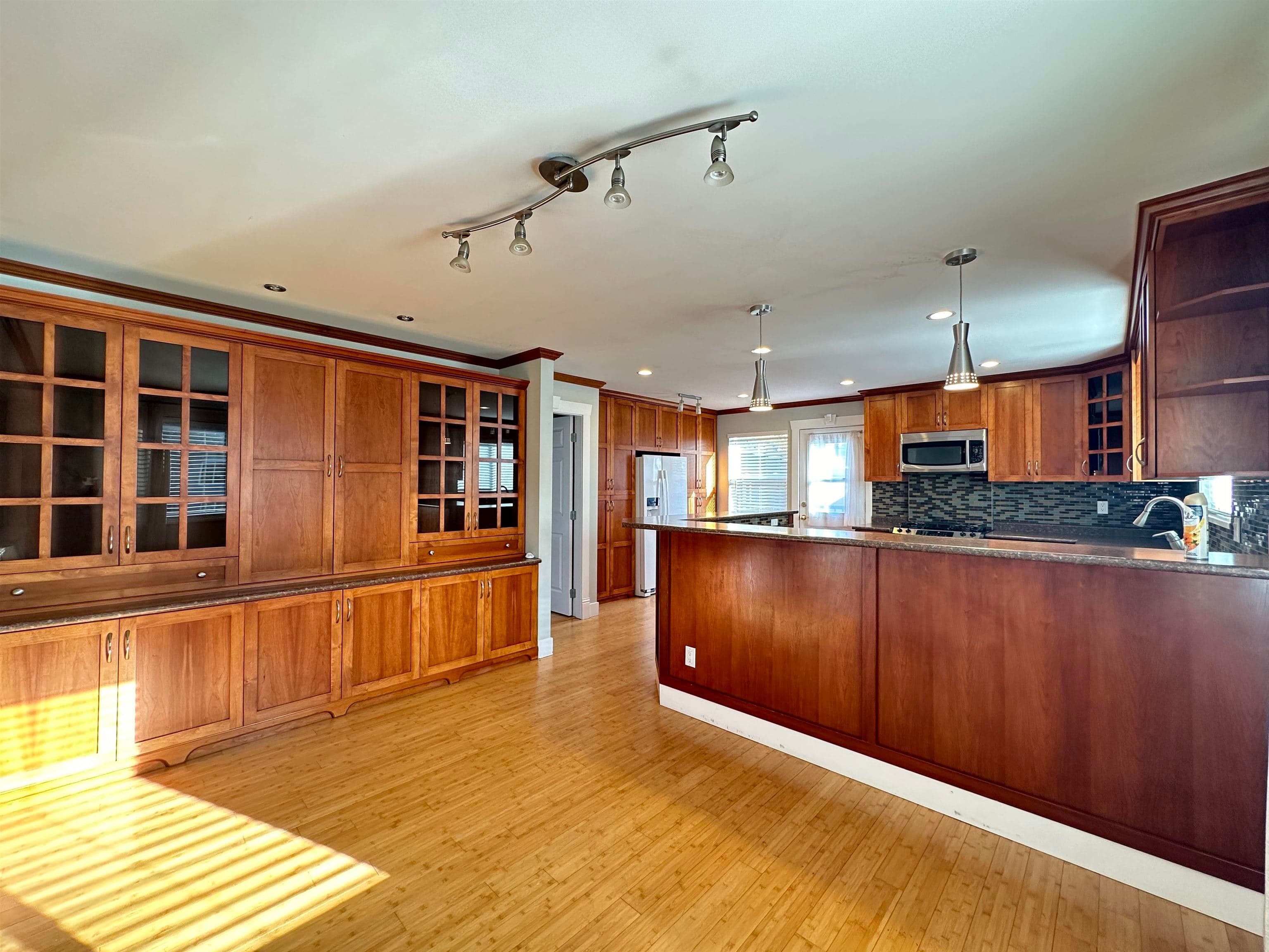 5165 7b Avenue, Delta, V4M 1S3 — photo 1