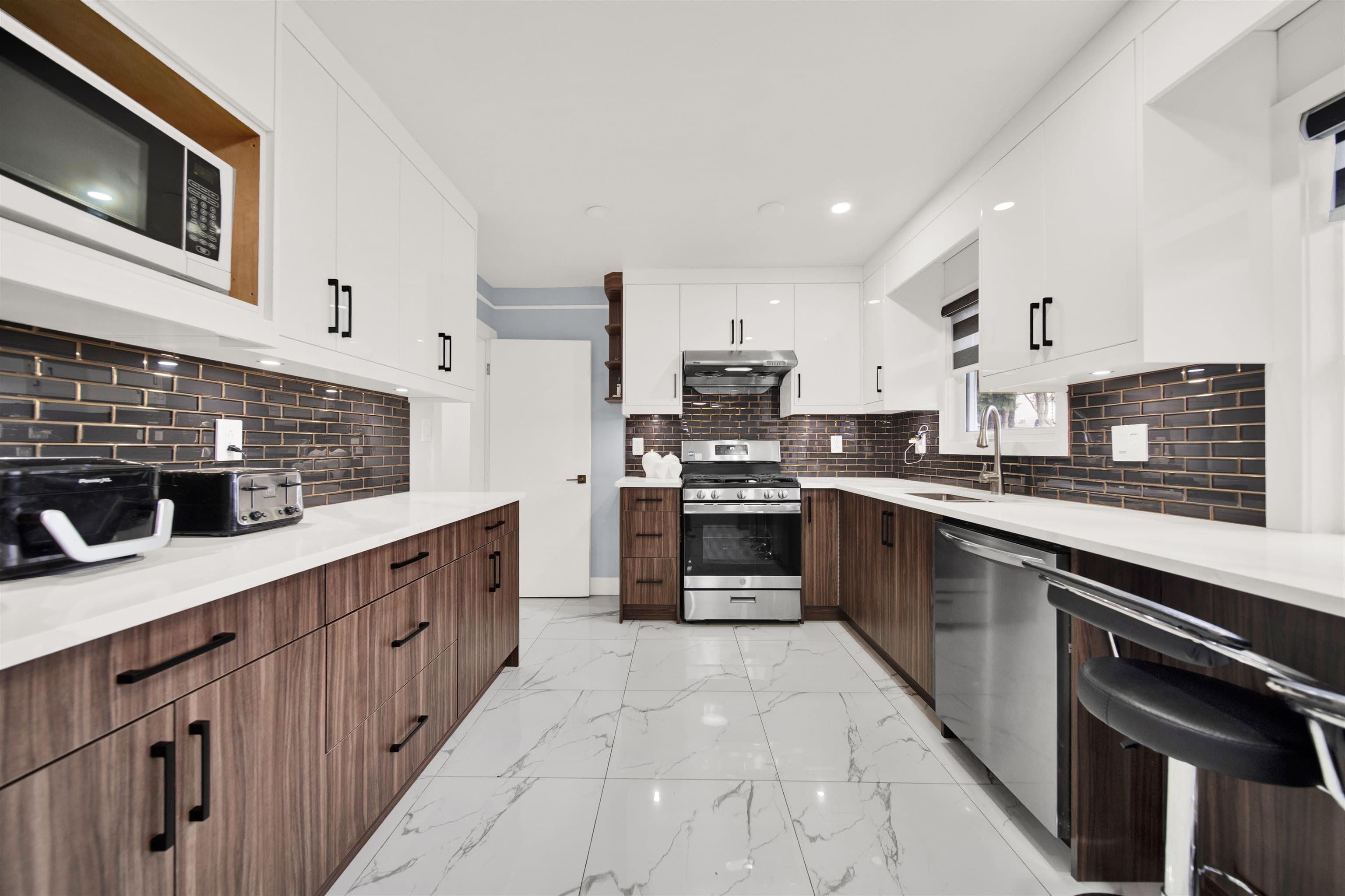 11465 139a Street, Surrey, V3R 3E9 — photo 5