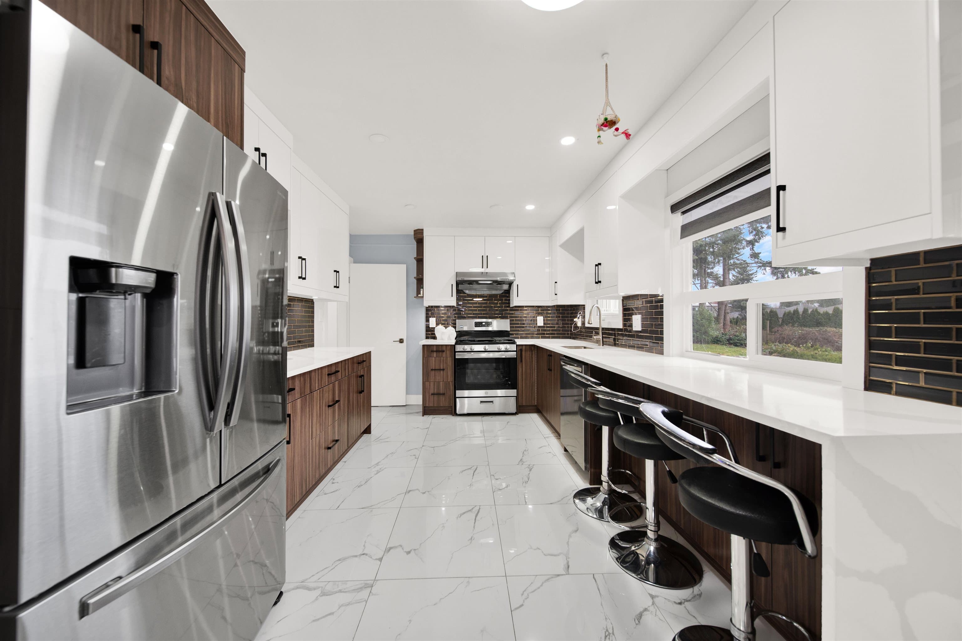 11465 139a Street, Surrey, V3R 3E9 — photo 4