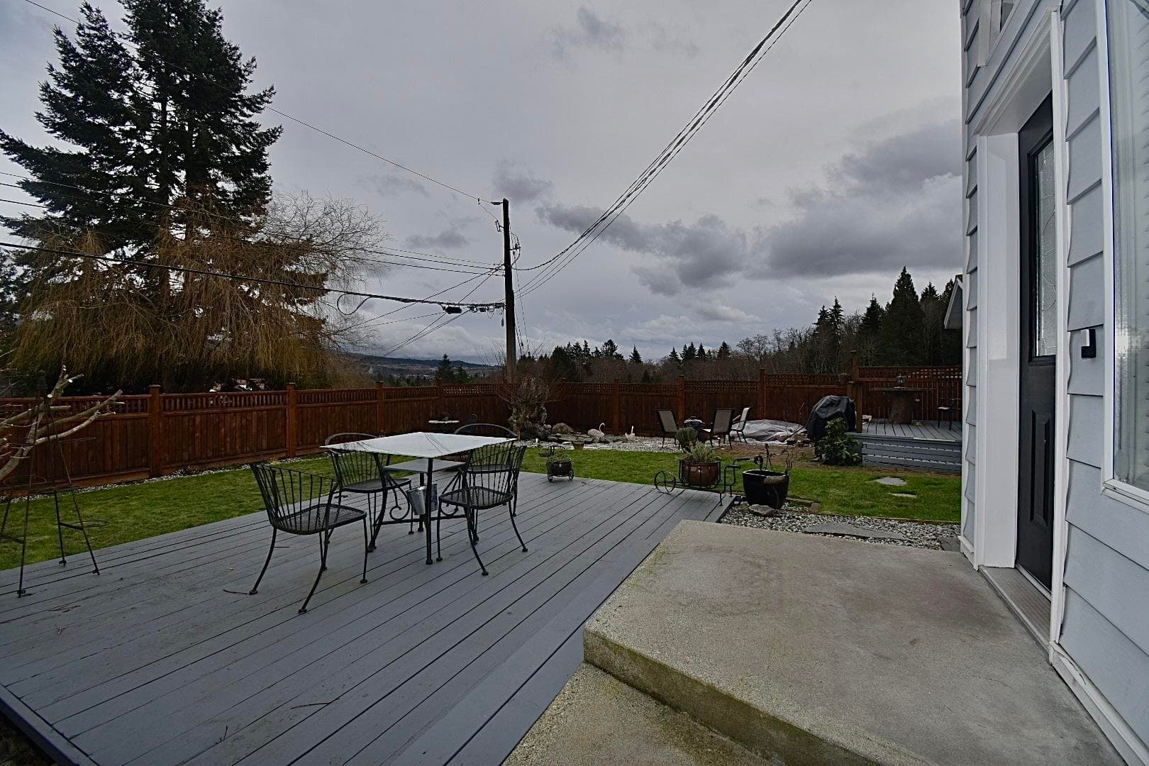 6135 Fairway Avenue, Sechelt, V7Z 0L6 — photo 5