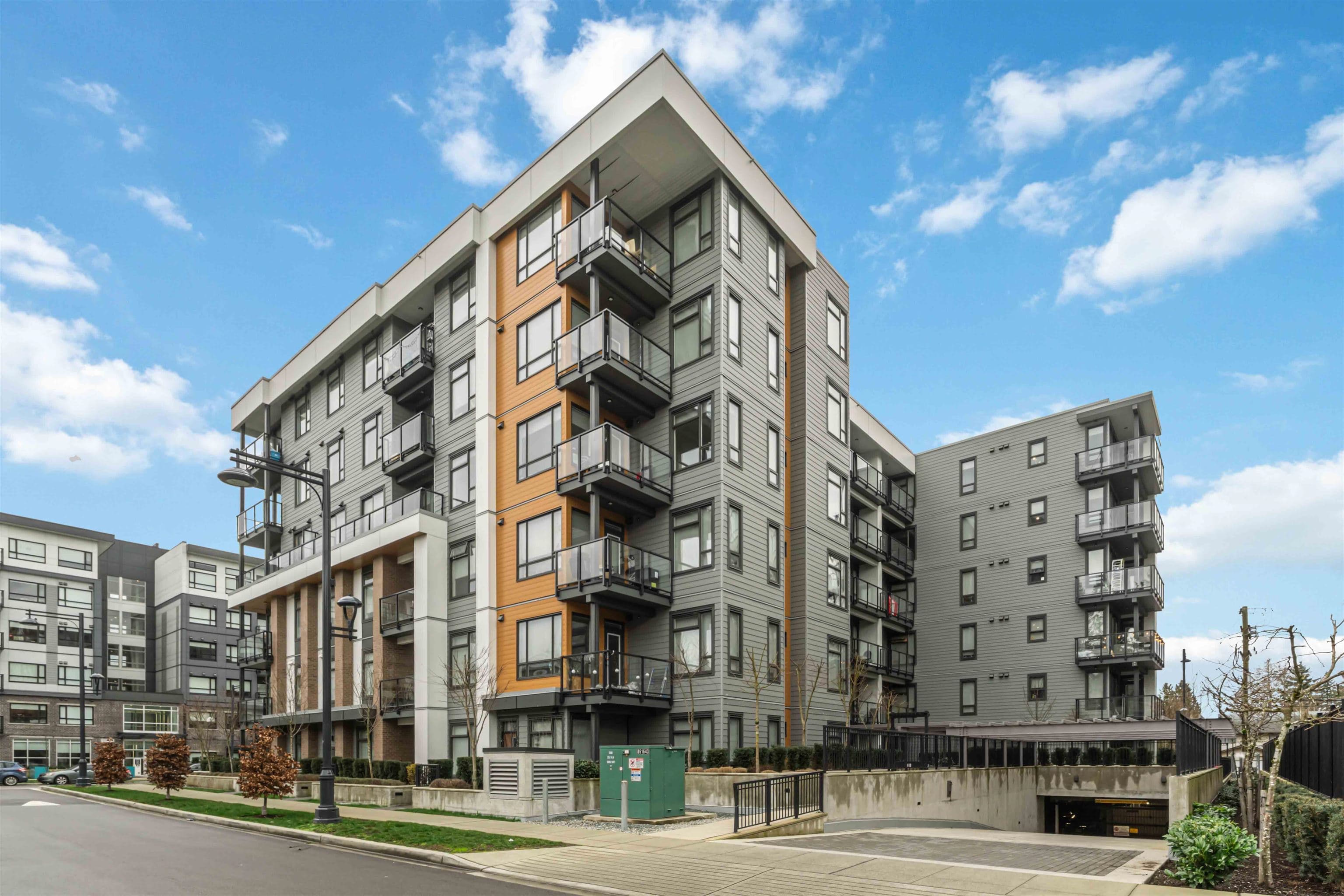 110 - 10778 138 Street, Surrey, V3T 0S5 — photo 1