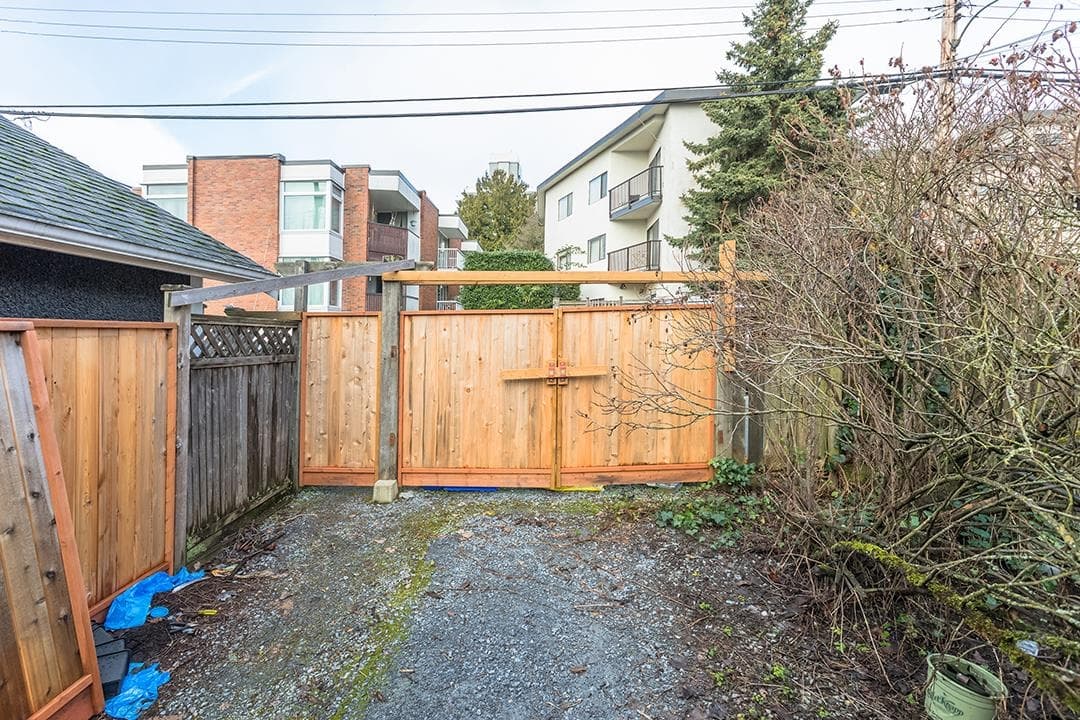 2155 W 45th Avenue, Vancouver, V6M 2J2 — photo 3