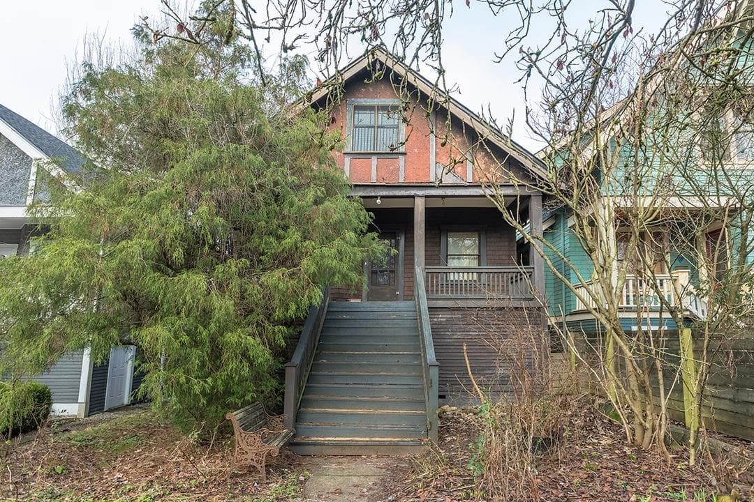 2155 W 45th Avenue, Vancouver, V6M 2J2 — photo 1
