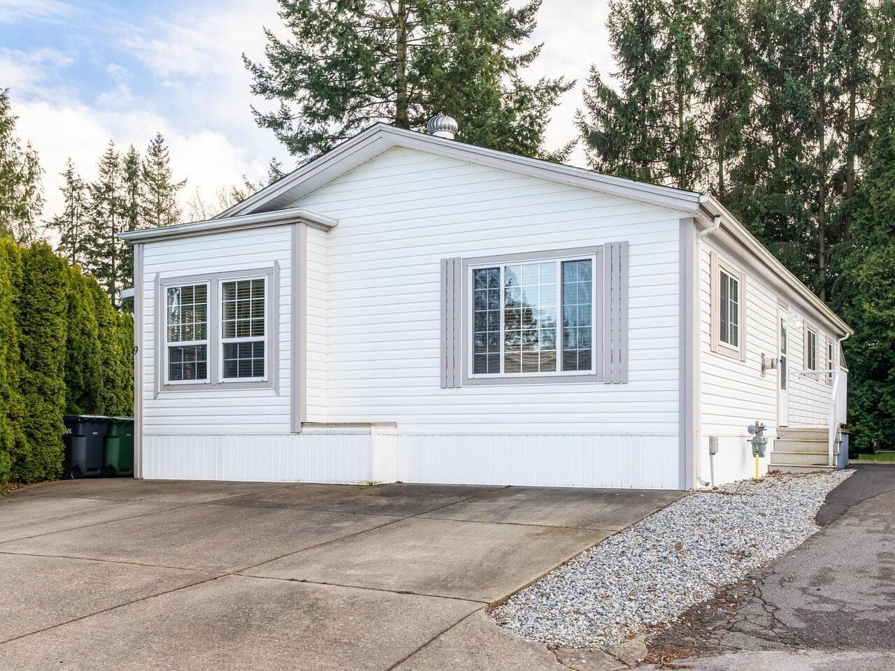 9 - 1840 160 Street, Surrey, V4A 4X4 — photo 2