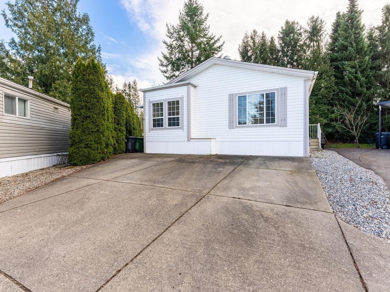 9 - 1840 160 Street, Surrey, V4A 4X4 — photo 4