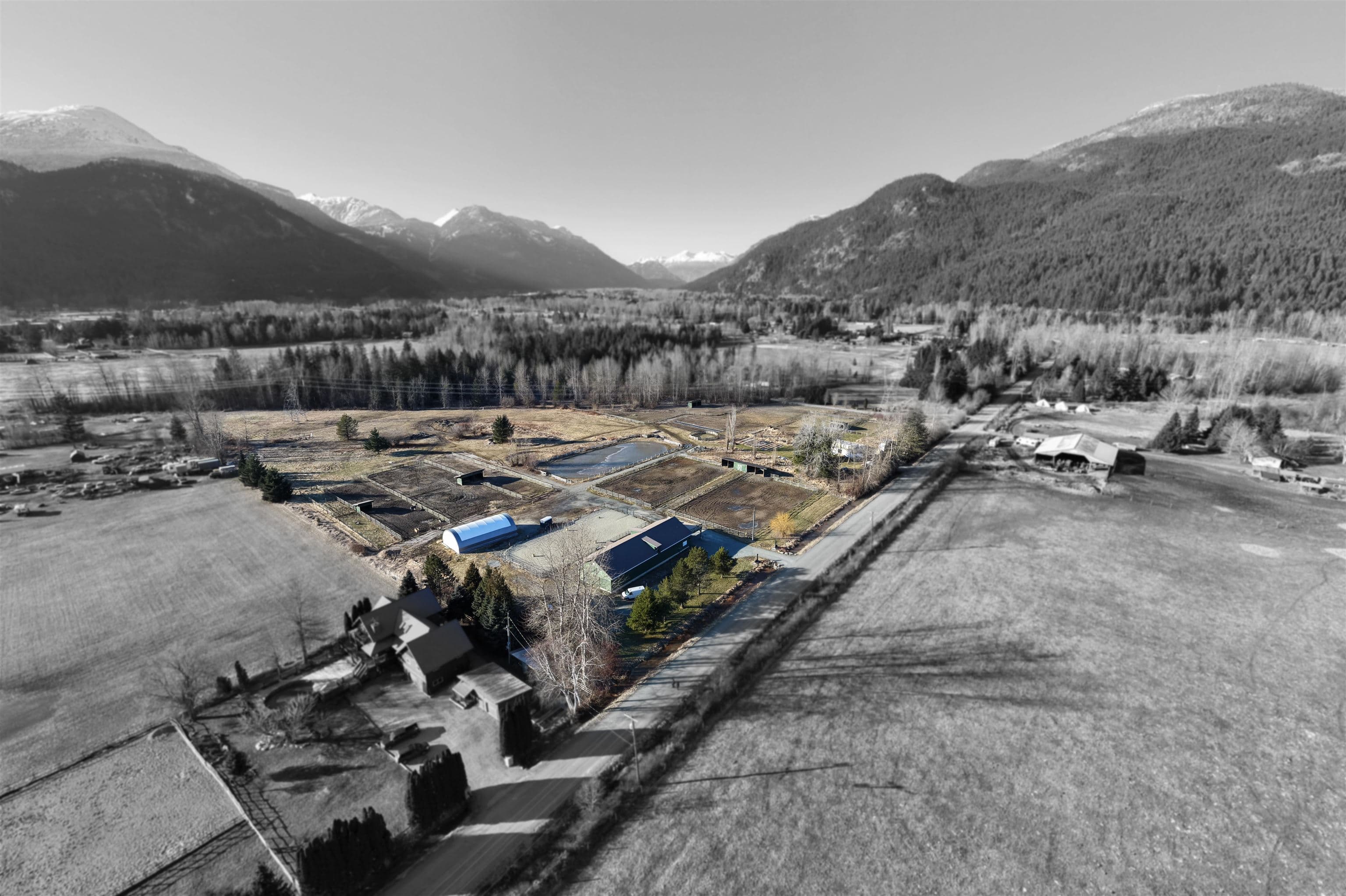 7395 Clover Road, Pemberton, V0N 2L0 — photo 4
