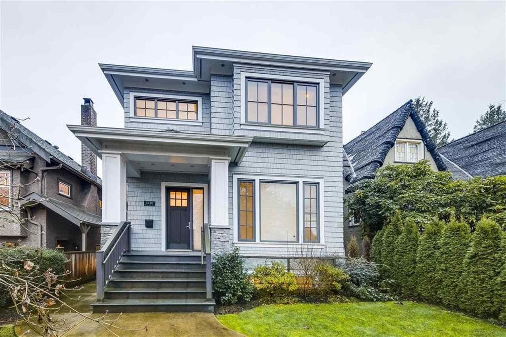 4248 W 10th Avenue, Vancouver, V6R 2H4 — photo 1