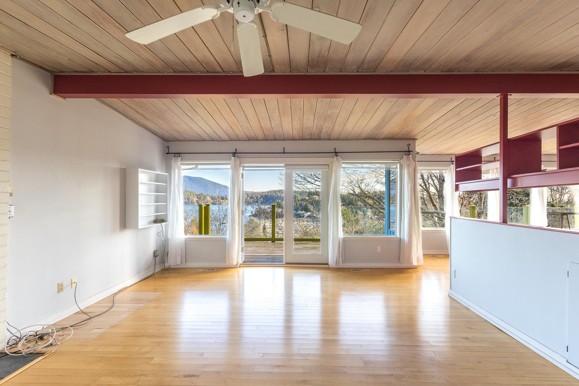 494 Sargent Road, Gibsons, V0N 1V0 — photo 2