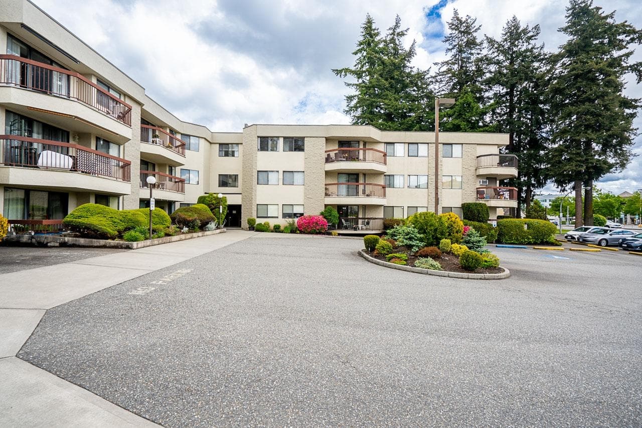 134 - 31955 Old Yale Road, Abbotsford, V2T 4N1 — photo 1